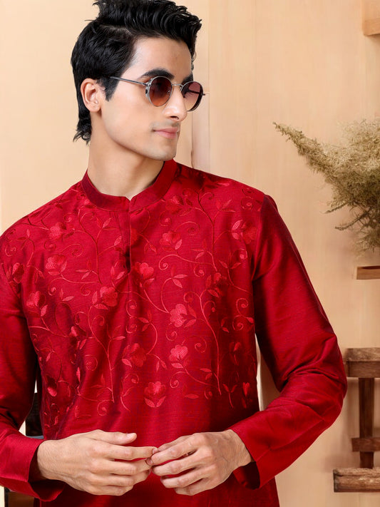 Tattva Men Embroidered Cotton Blend Asymmetric Kurta