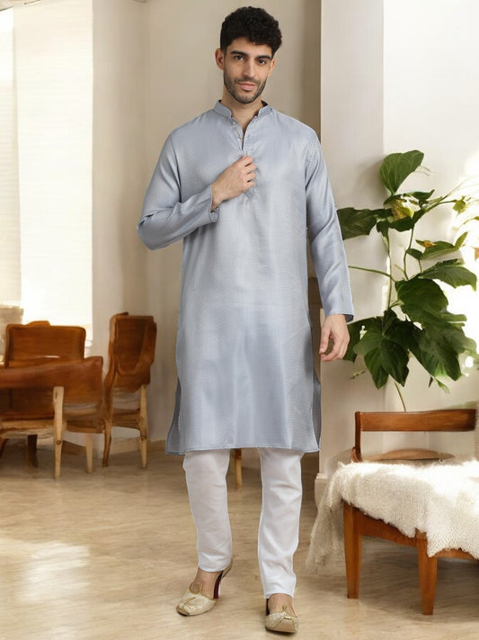 Tattva Men Embellished Cotton Blend Asymmetric Kurta