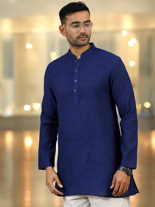 Tattva Men Thread Work Short Kurta