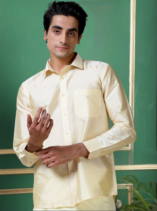 Tattva Men Slim Fit Solid Cut Away Collar Casual Shirt
