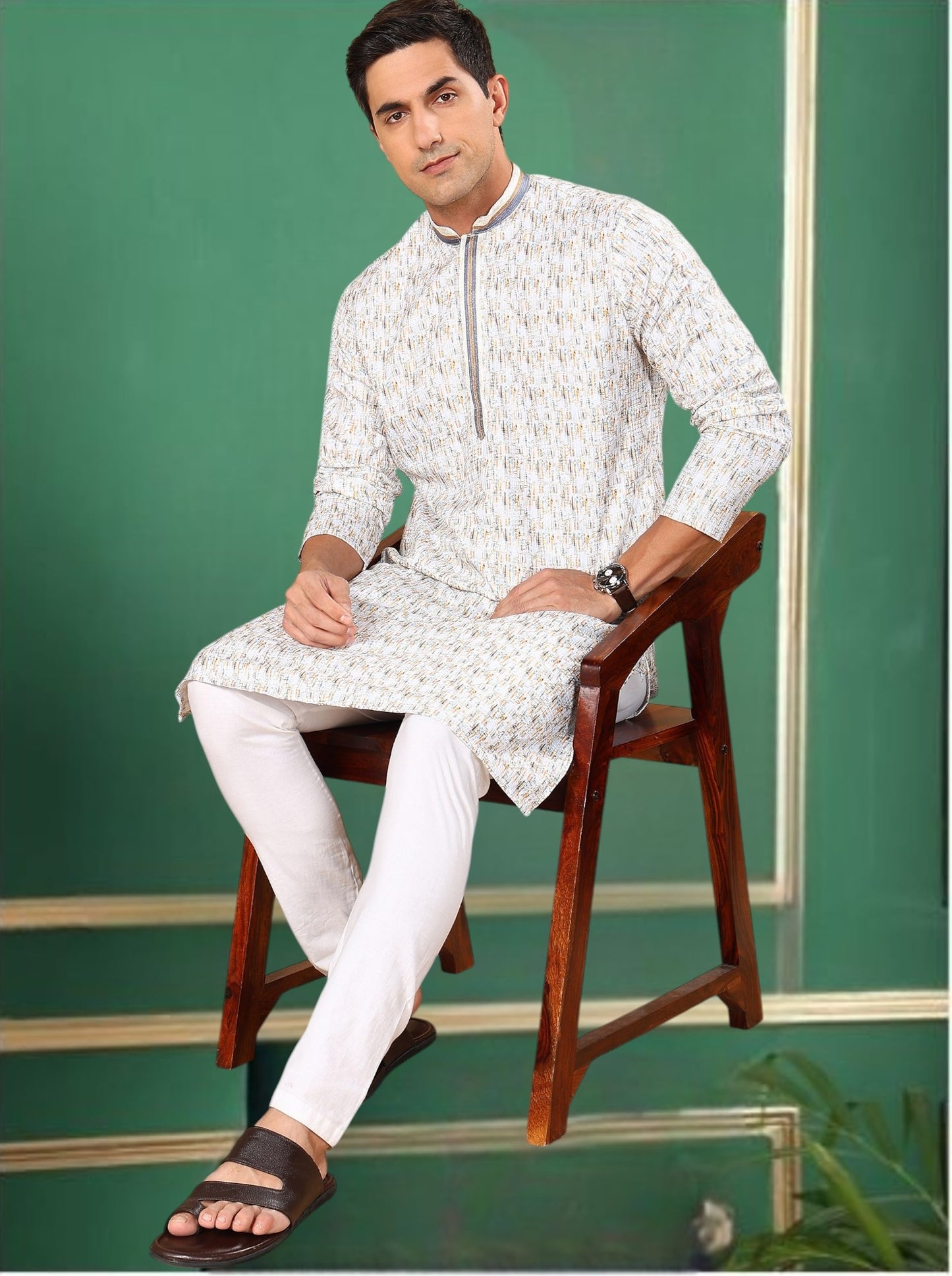 Tattva Men's Embroidered Thread Work Sequinned Kurta