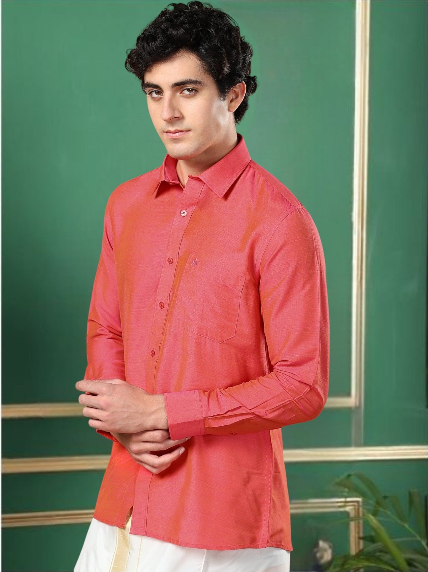 Tattva Men Fuchsia Solid Shirt