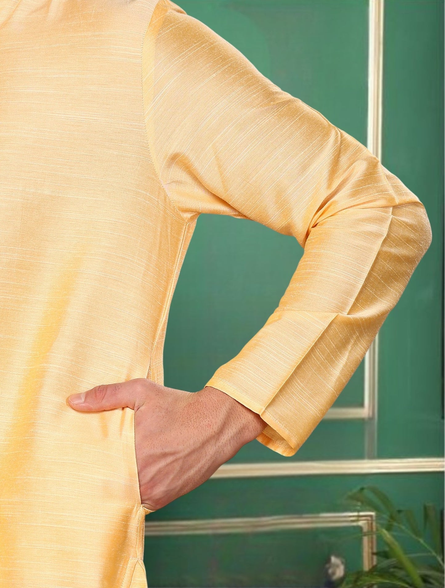 Tattva Men Solid Straight Kurta