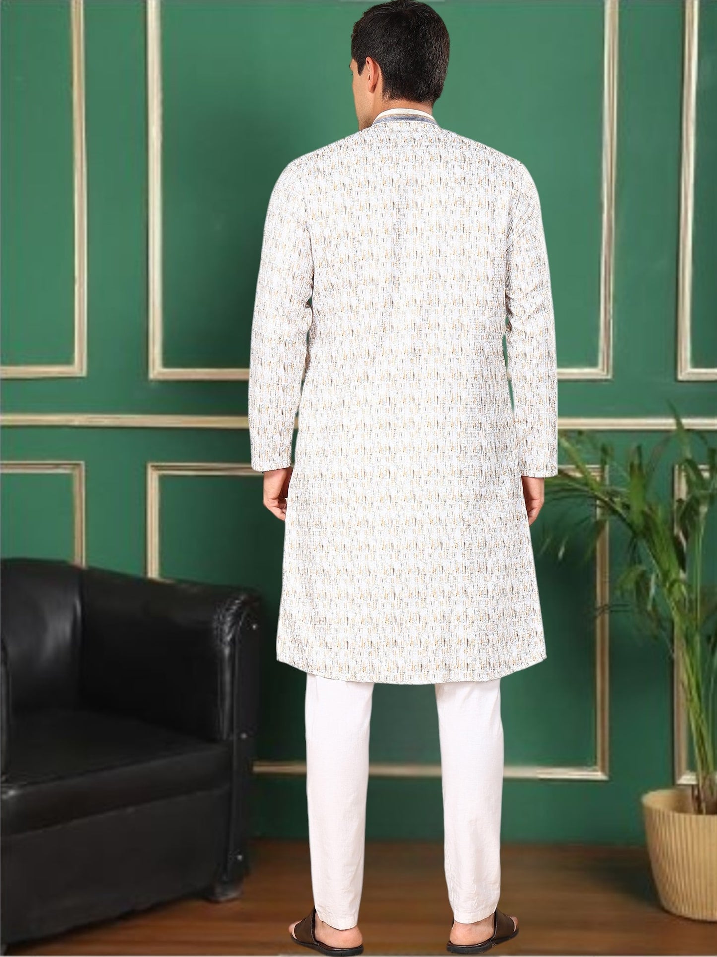 Tattva Men's Embroidered Thread Work Sequinned Kurta