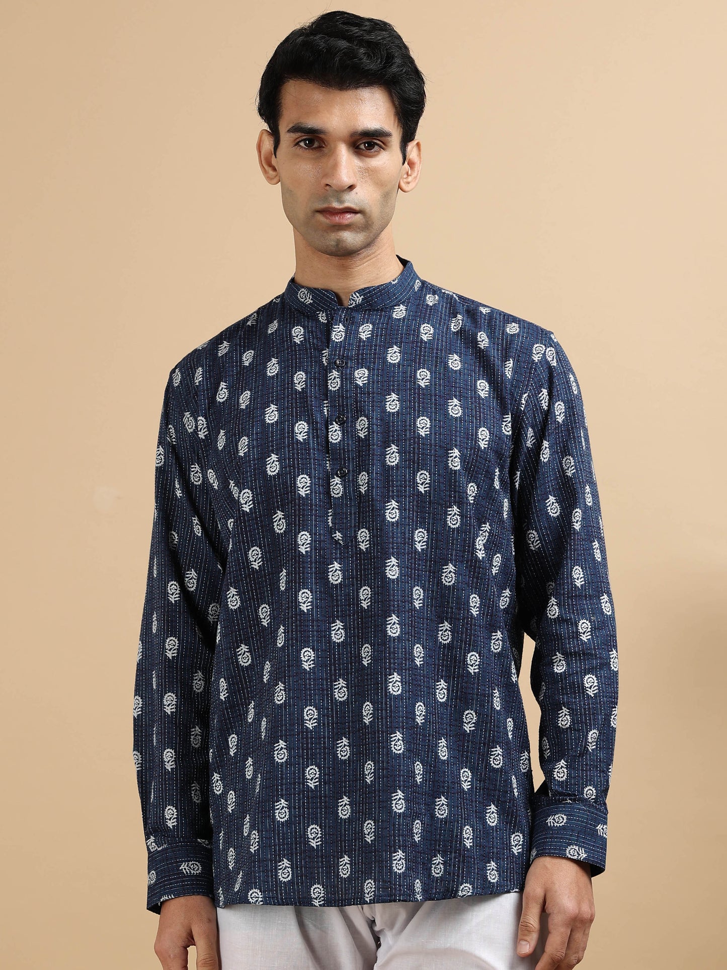 Tattva Men Floral Printed Woven Thread Super Short Kurta