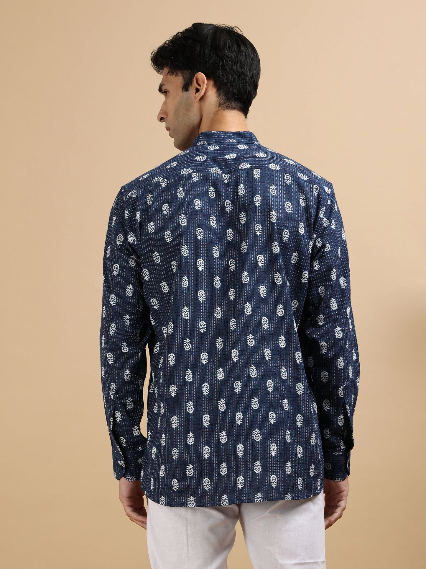 Tattva Men Floral Printed Woven Thread Super Short Kurta