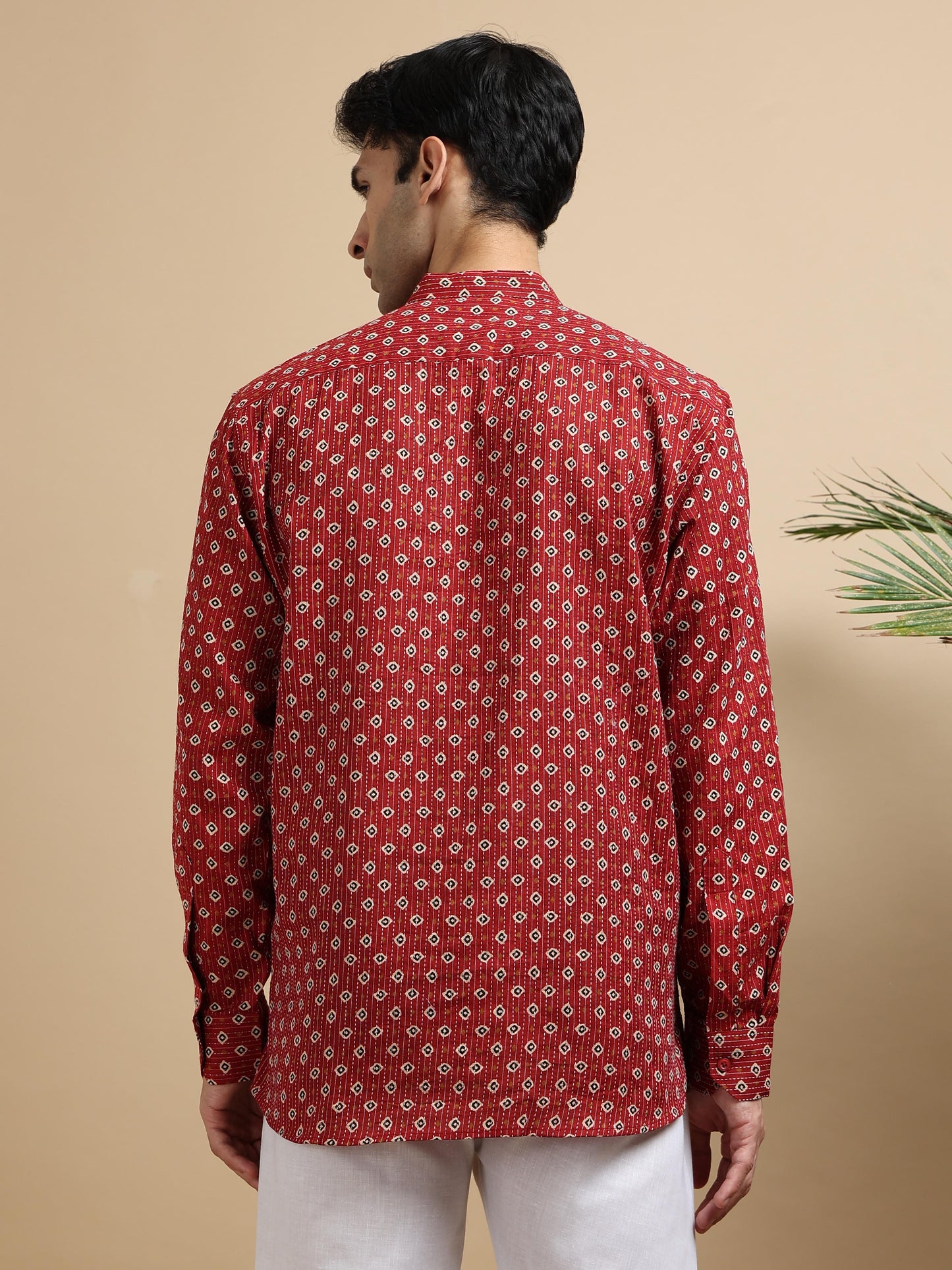 Tattva Men Geometric Printed Woven Thread Super Short Kurta