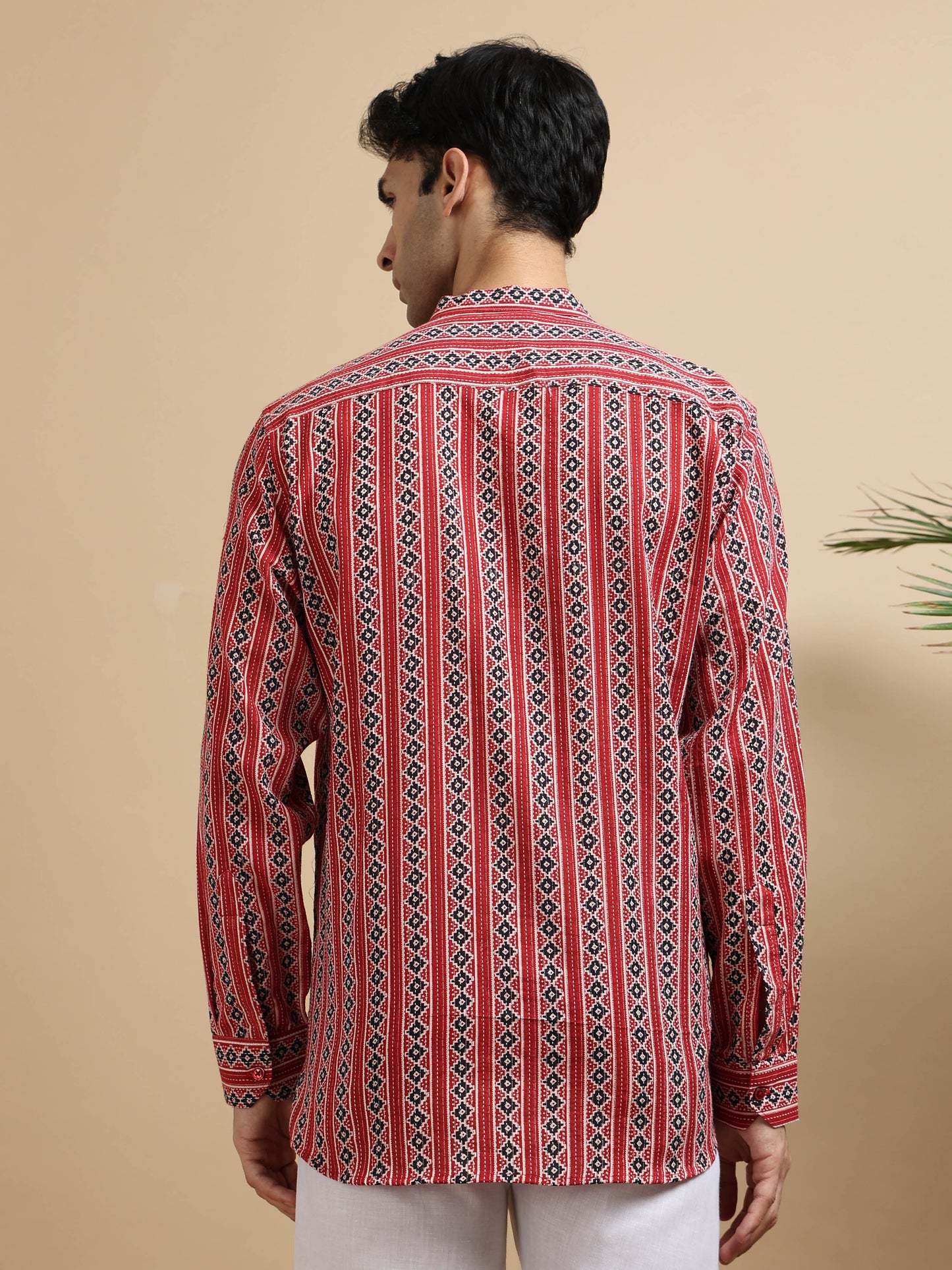 Tattva Men Geometric Printed Woven Thread Super Short Kurta