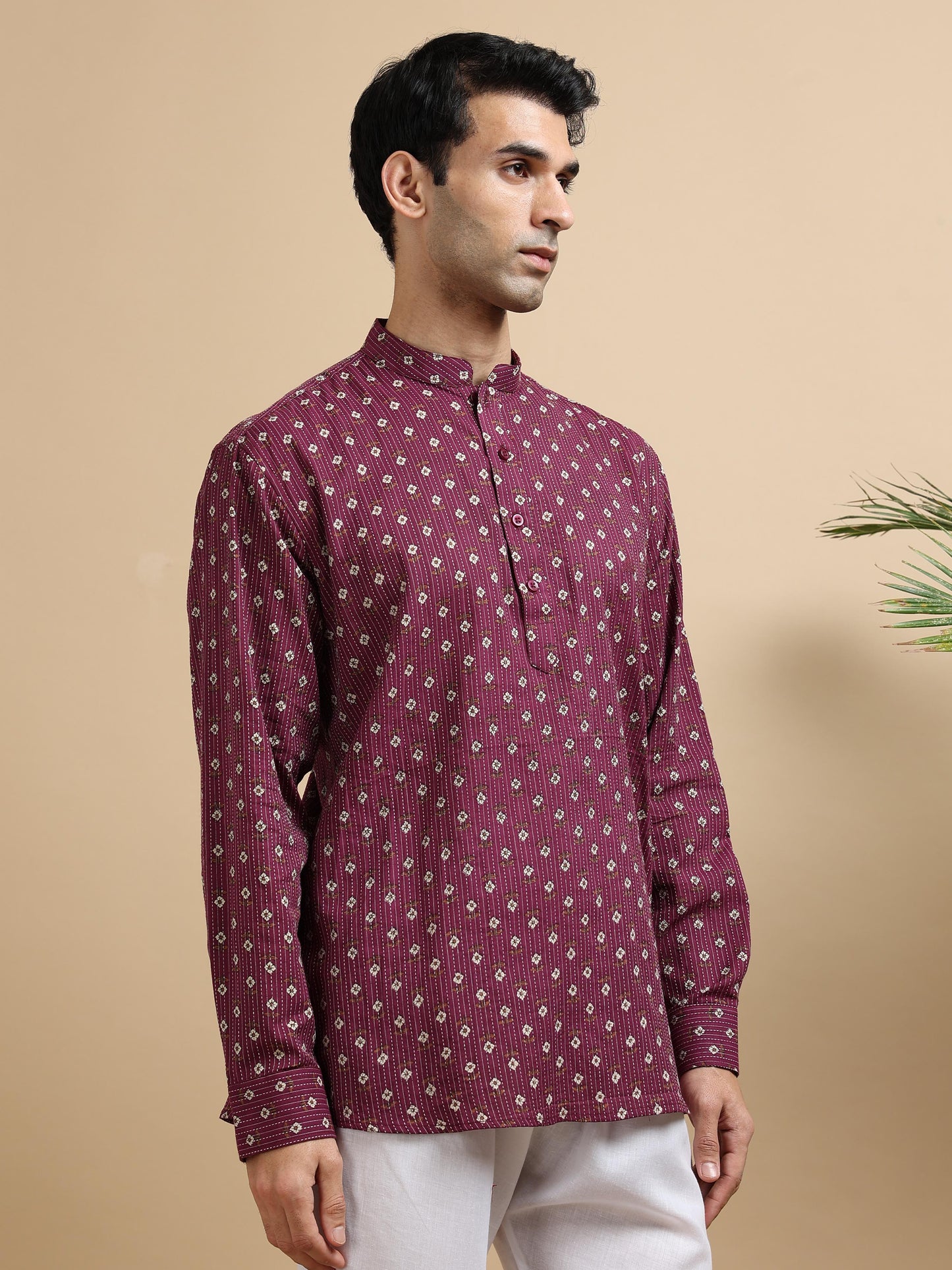 Tattva Men Floral Printed Woven Thread Super Short Kurta