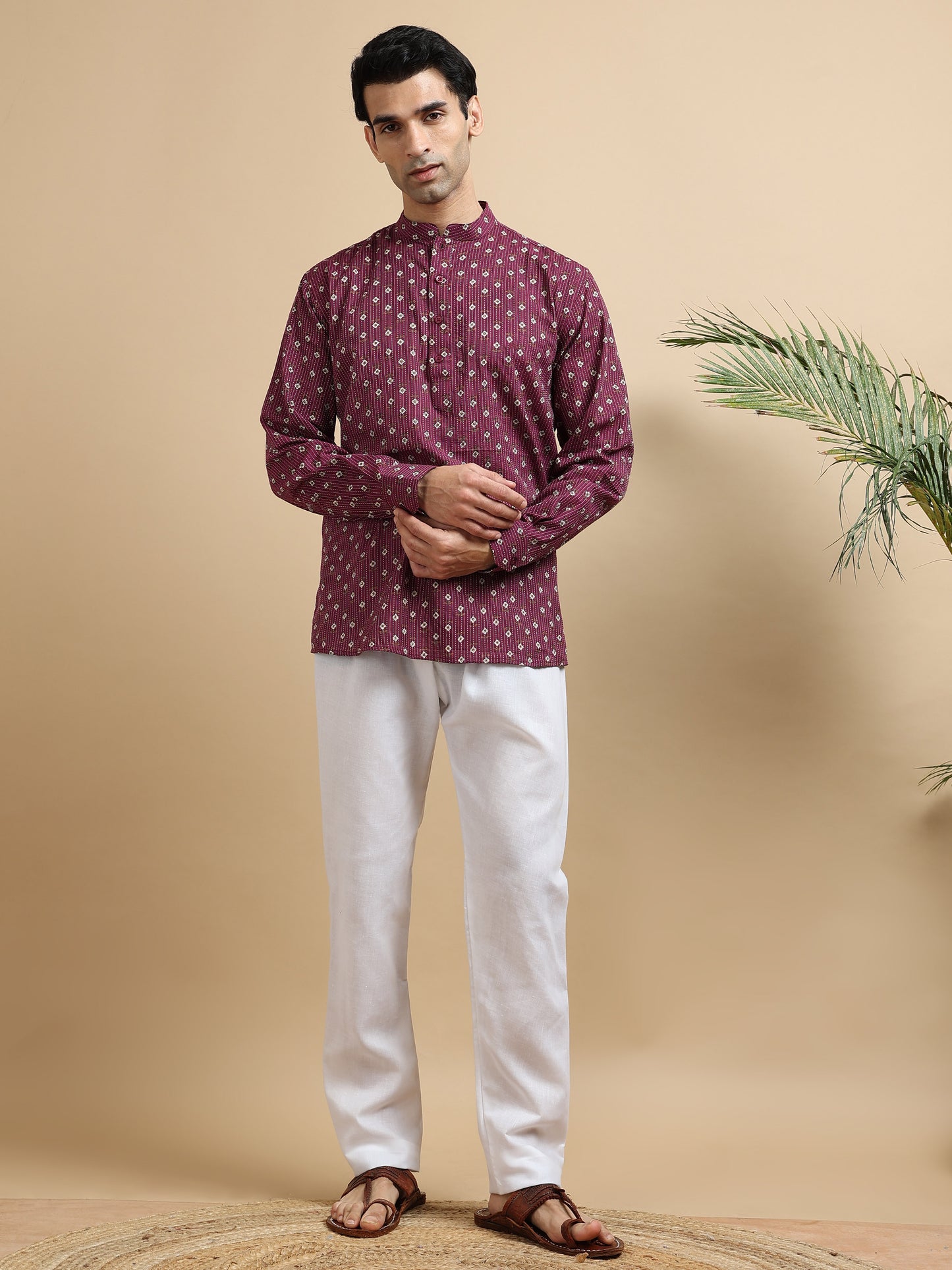 Tattva Men Floral Printed Woven Thread Super Short Kurta