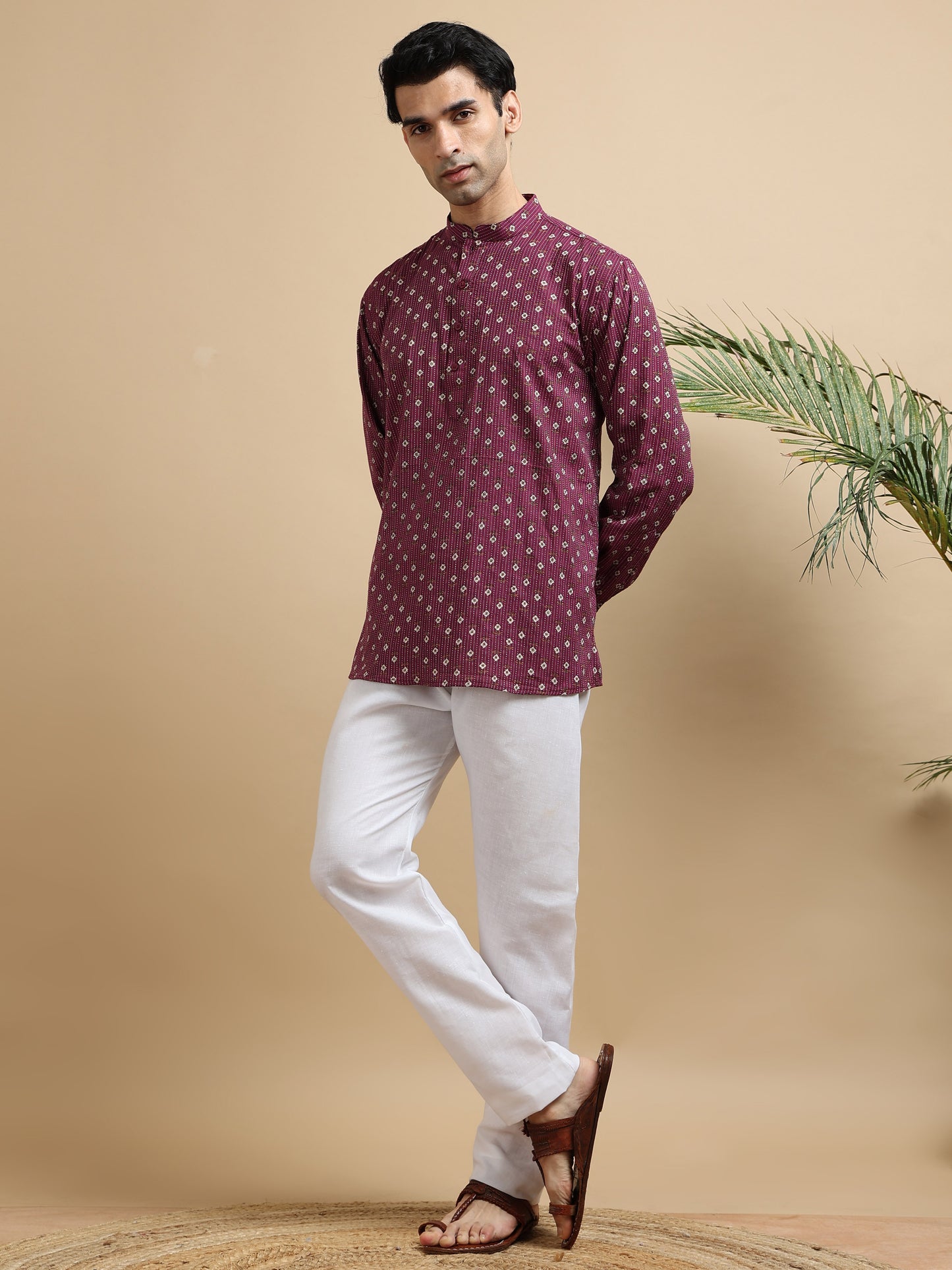 Tattva Men Floral Printed Woven Thread Super Short Kurta
