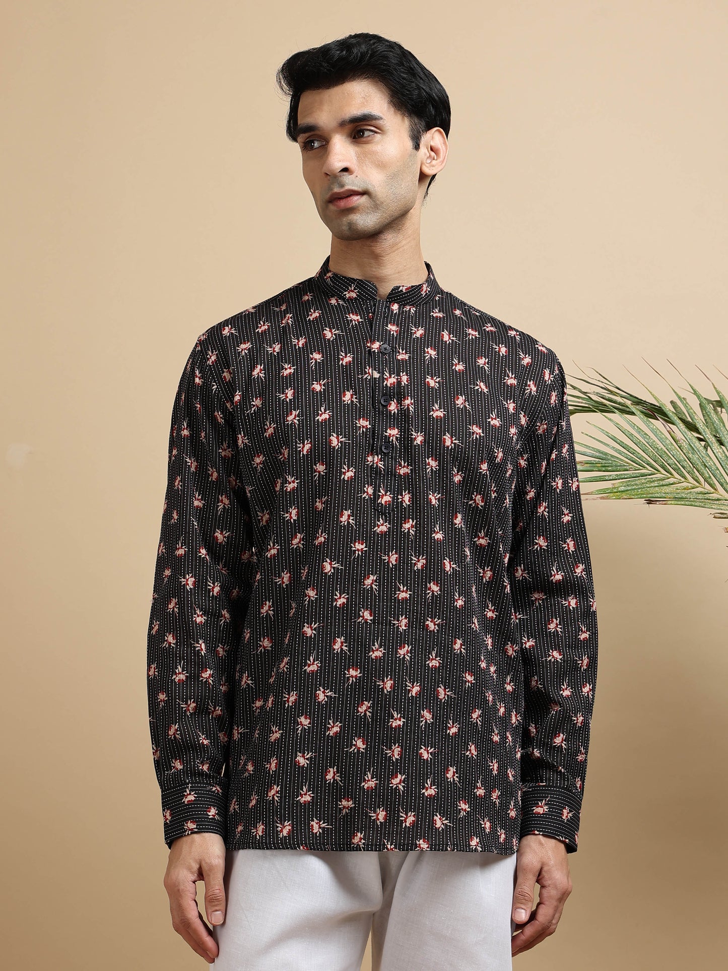 Tattva Men Floral Printed Woven Thread Super Short Kurta