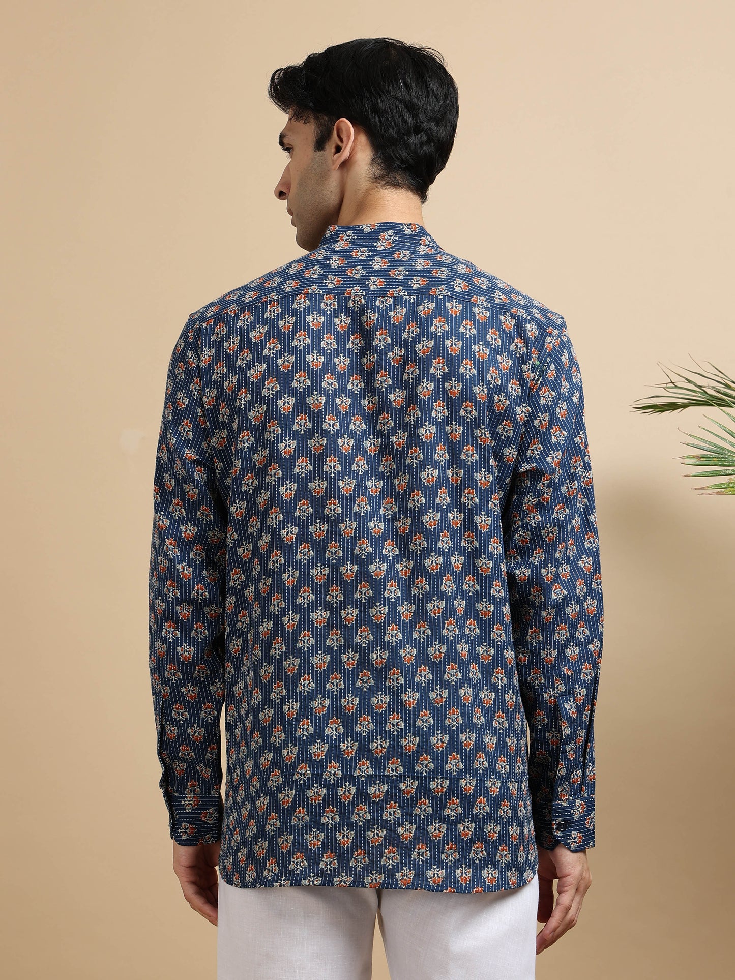 Tattva Men Floral Printed Woven Thread Super Short Kurta