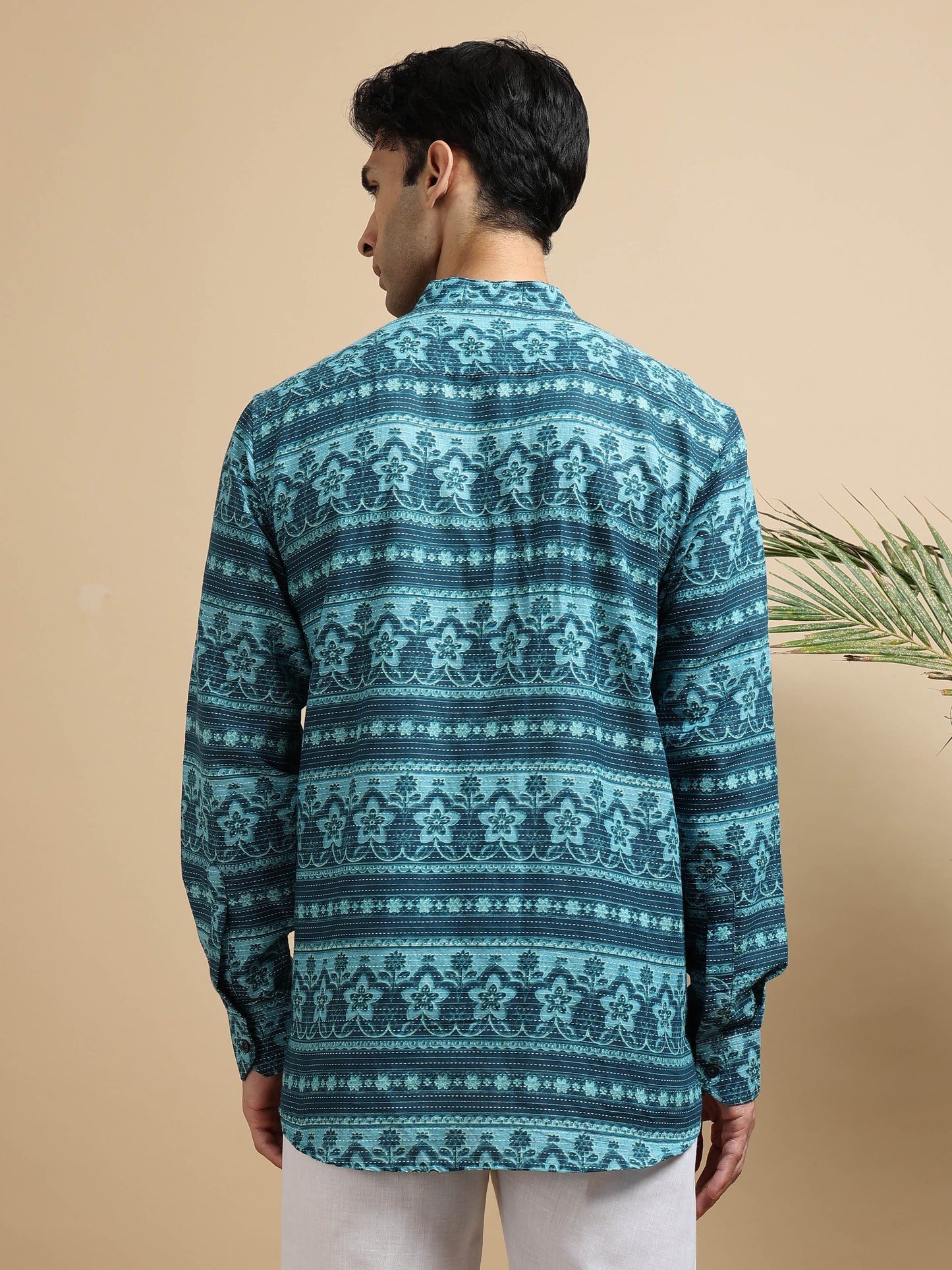 Tattva Men Floral Printed Woven Thread Super Short Kurta