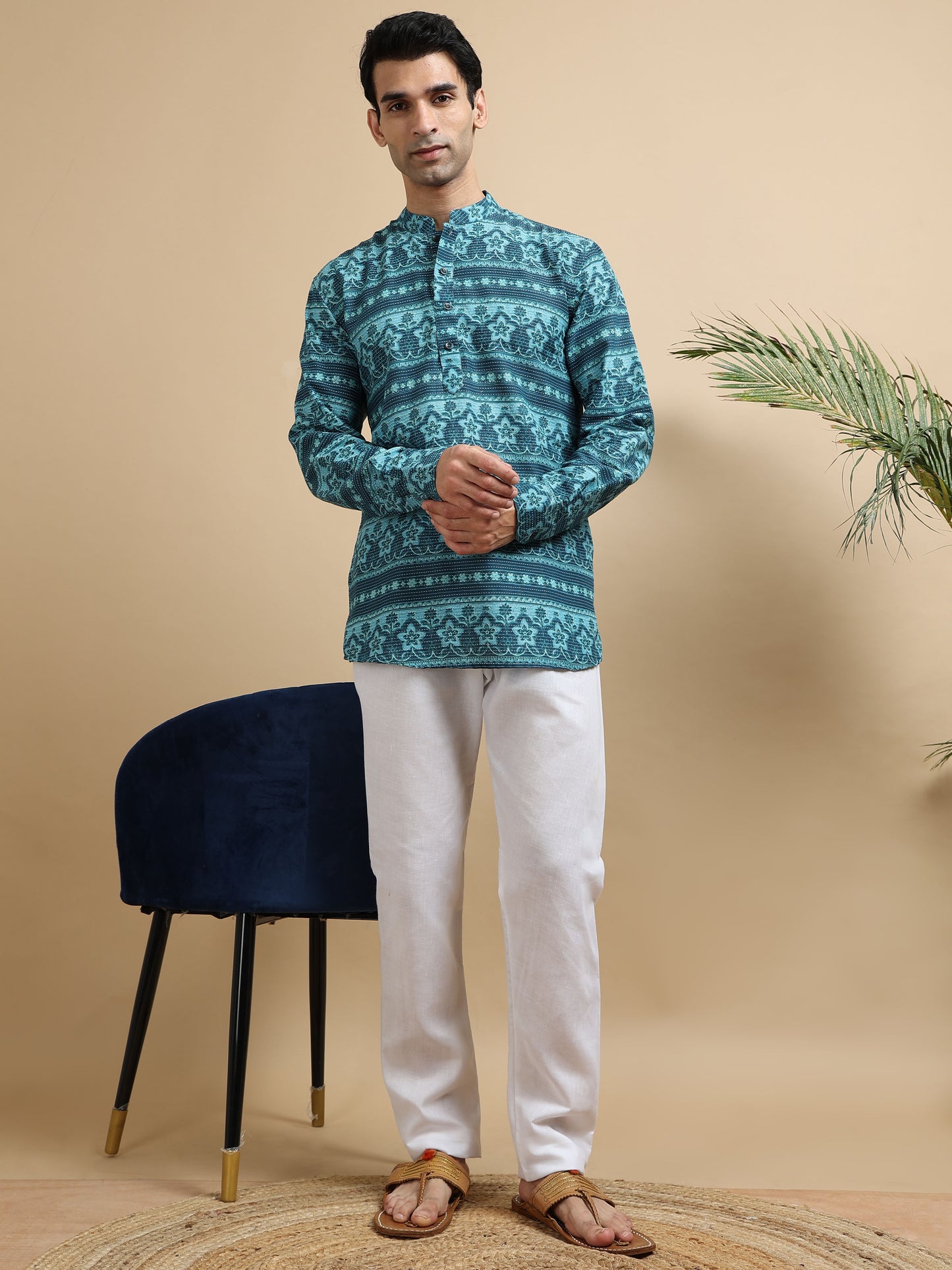 Tattva Men Floral Printed Woven Thread Super Short Kurta