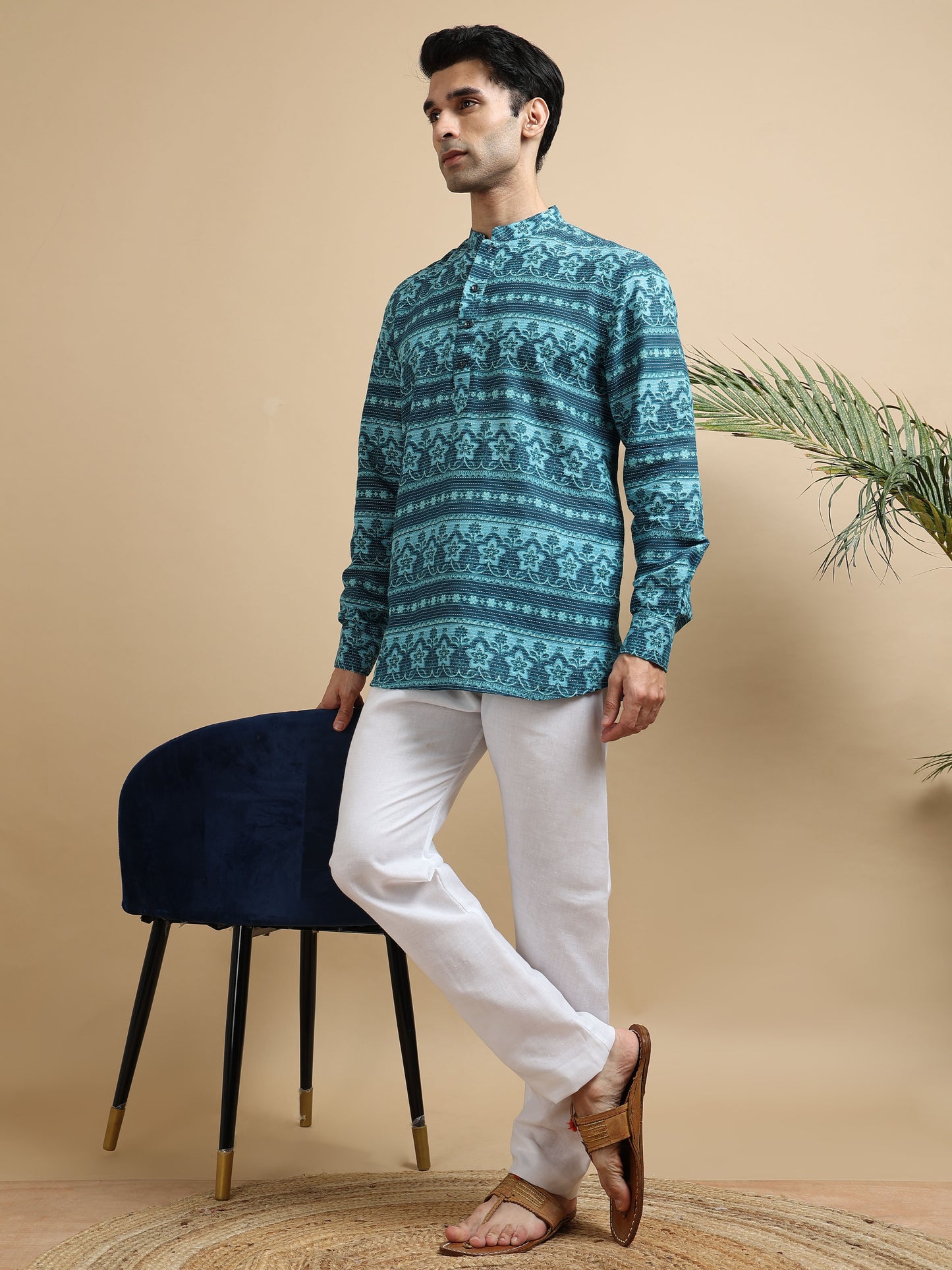 Tattva Men Floral Printed Woven Thread Super Short Kurta