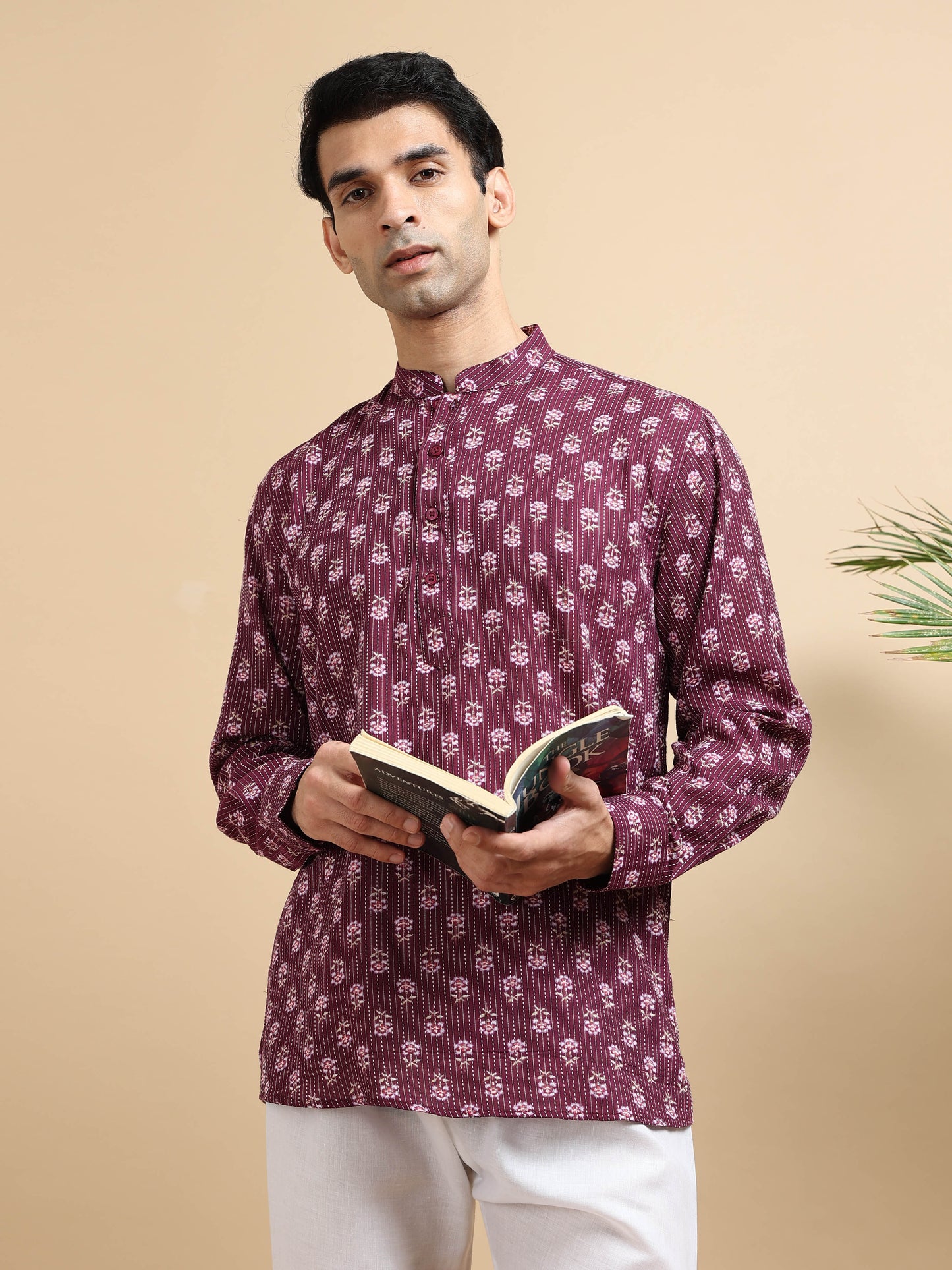 Tattva Men Floral Printed Woven Thread Super Short Kurta