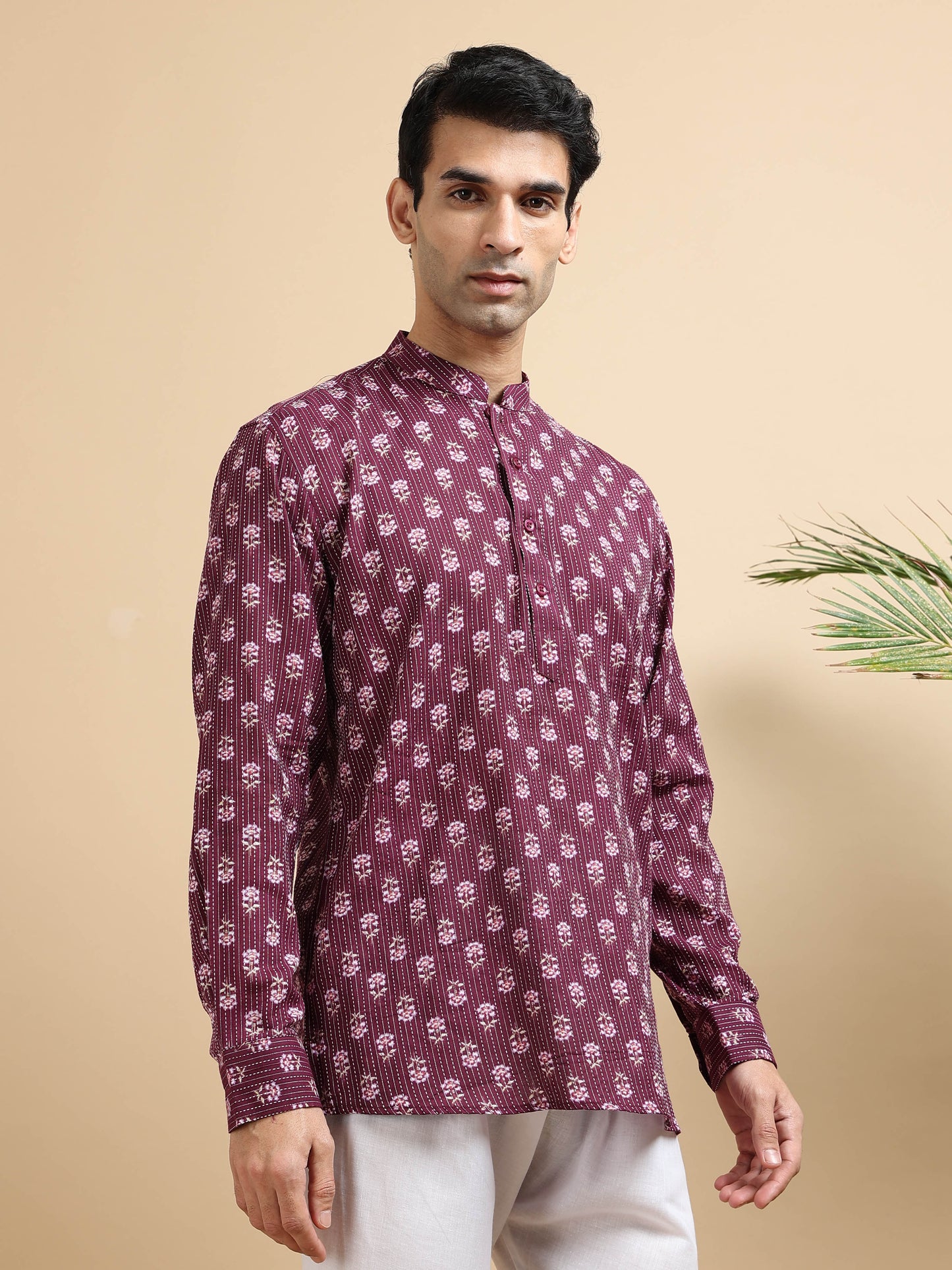 Tattva Men Floral Printed Woven Thread Super Short Kurta