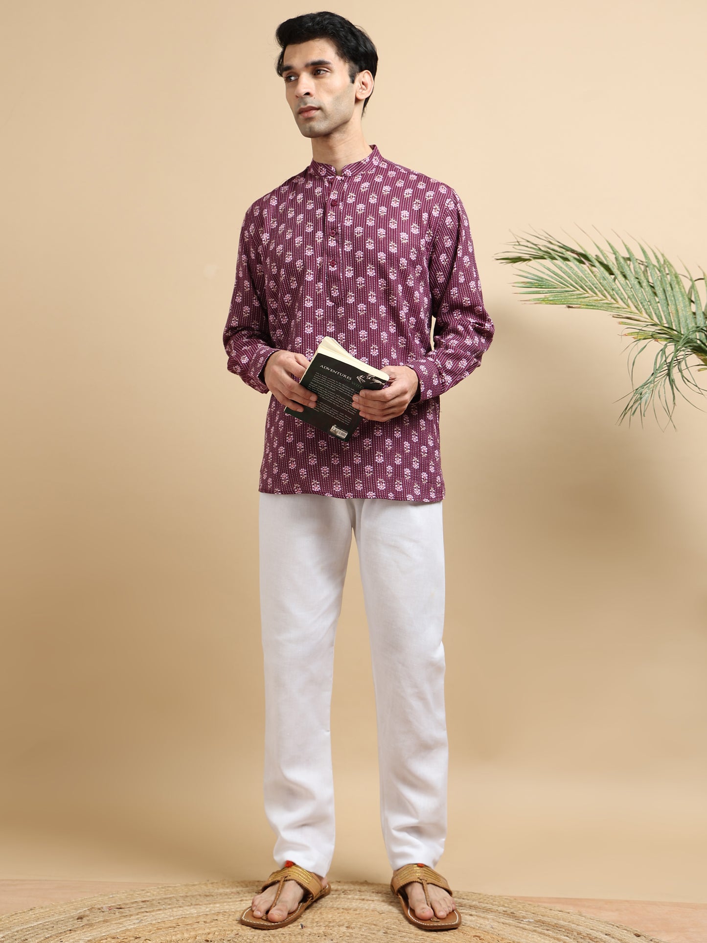 Tattva Men Floral Printed Woven Thread Super Short Kurta