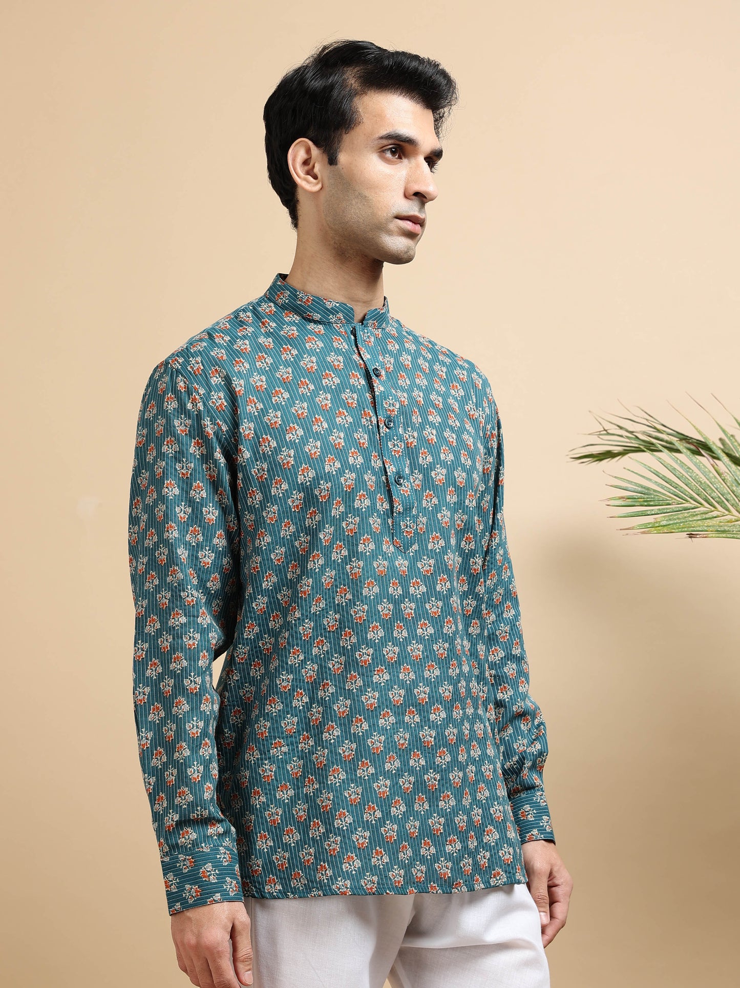 Tattva Men Floral Printed Woven Thread Super Short Kurta