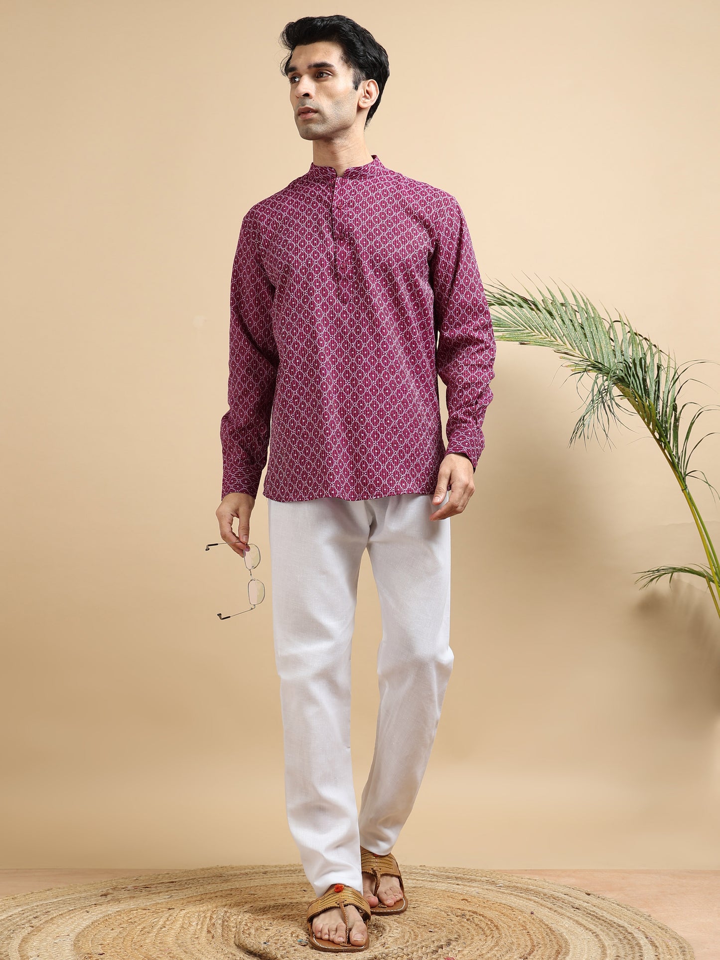 Tattva Men Geometric Printed Woven Thread Super Short Kurta
