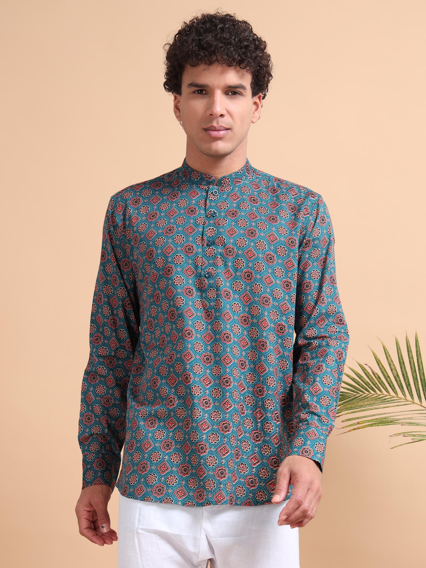 Tattva Men Printed Super Short Kurta