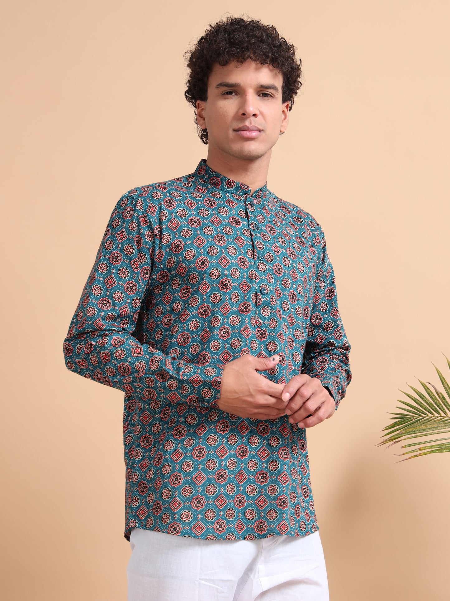 Tattva Men Printed Super Short Kurta