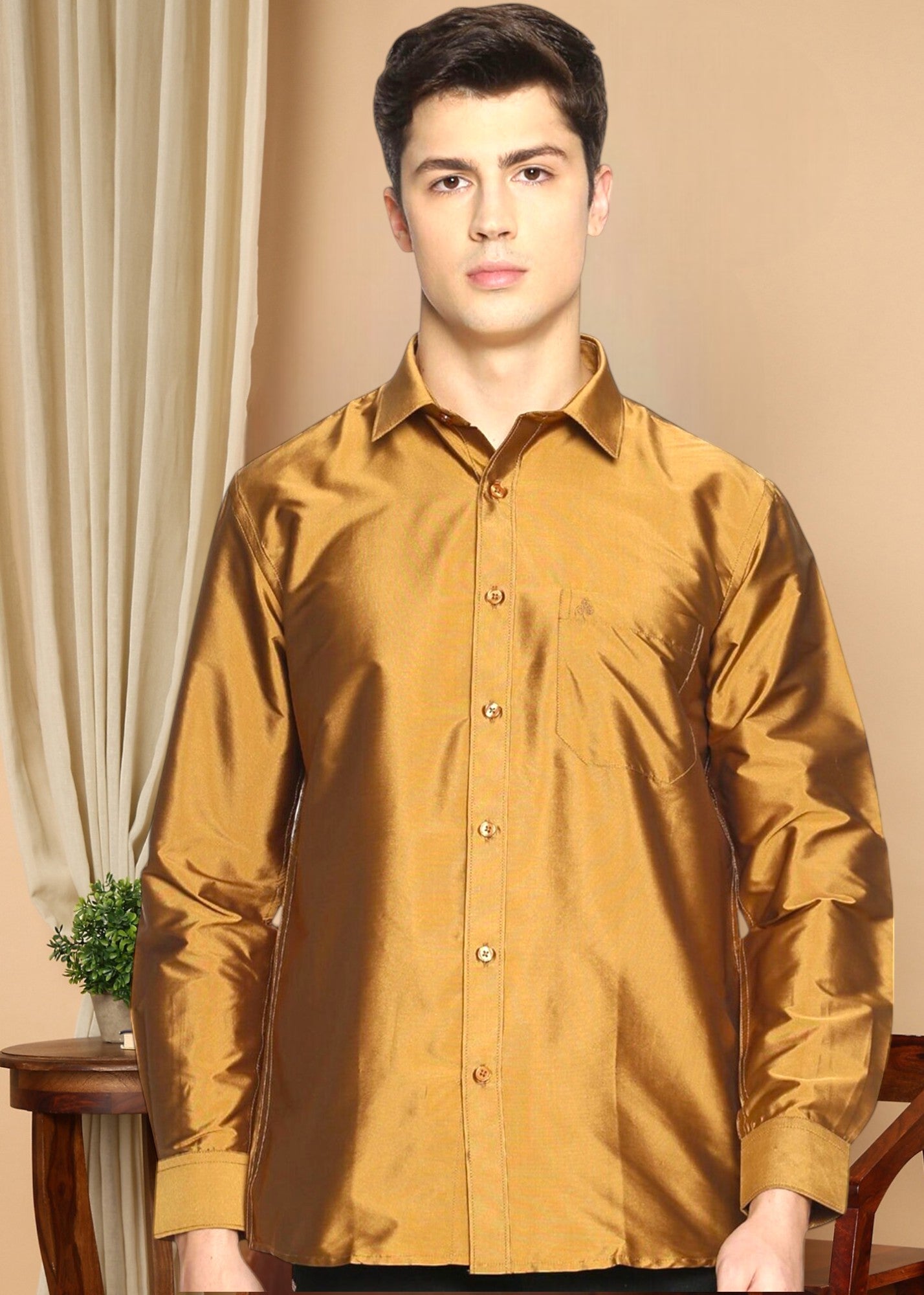 Tattva Men Solid Cut Away Collar Casual Shirt