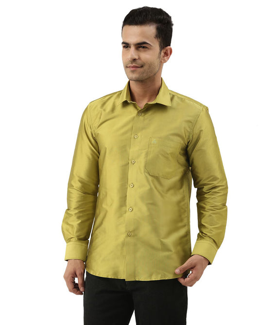 Tattva Green Solid Slim Shirt