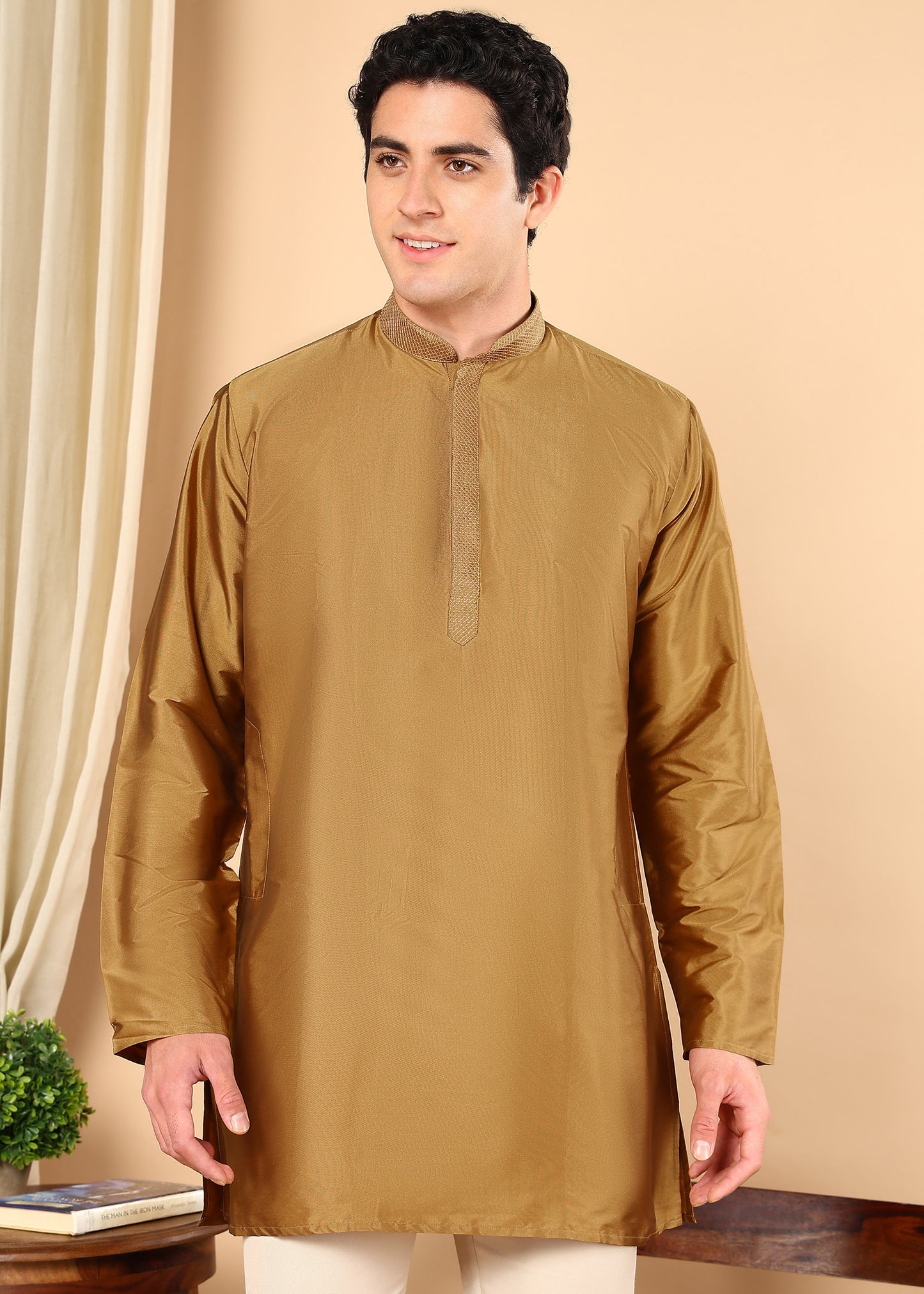 Tattva Short Solid Casual Kurta