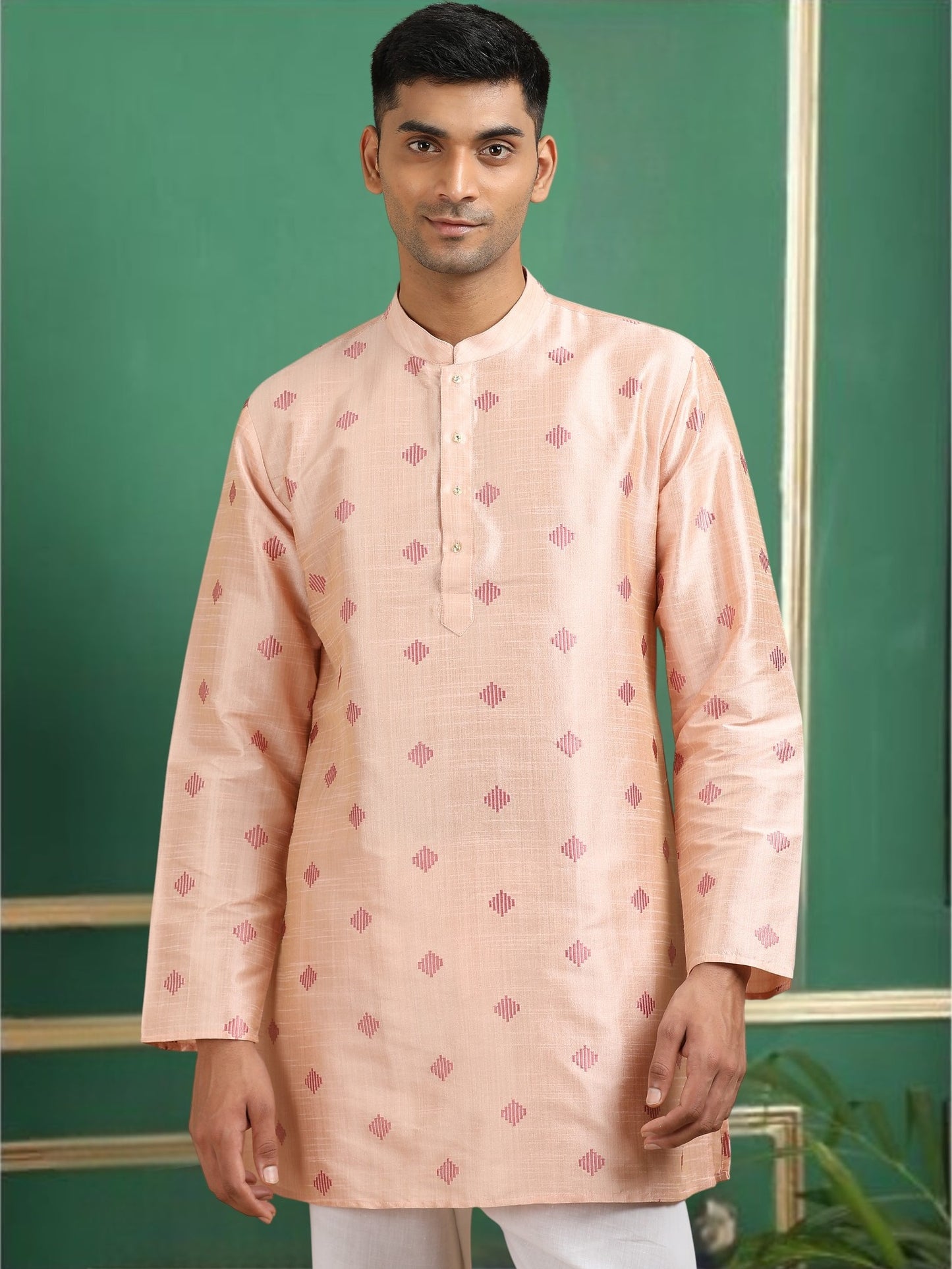 Tattva Pink Toned Threadwork Short Kurta