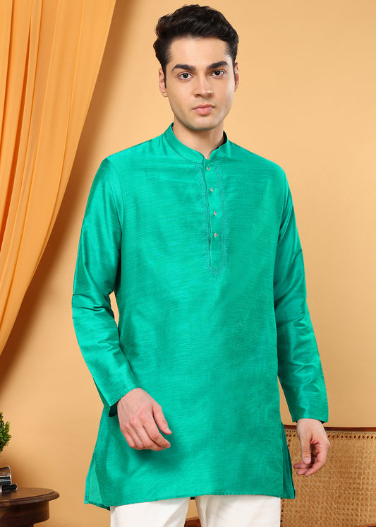 Tattva Men Ocean Green Colored Embroidered Short Kurta