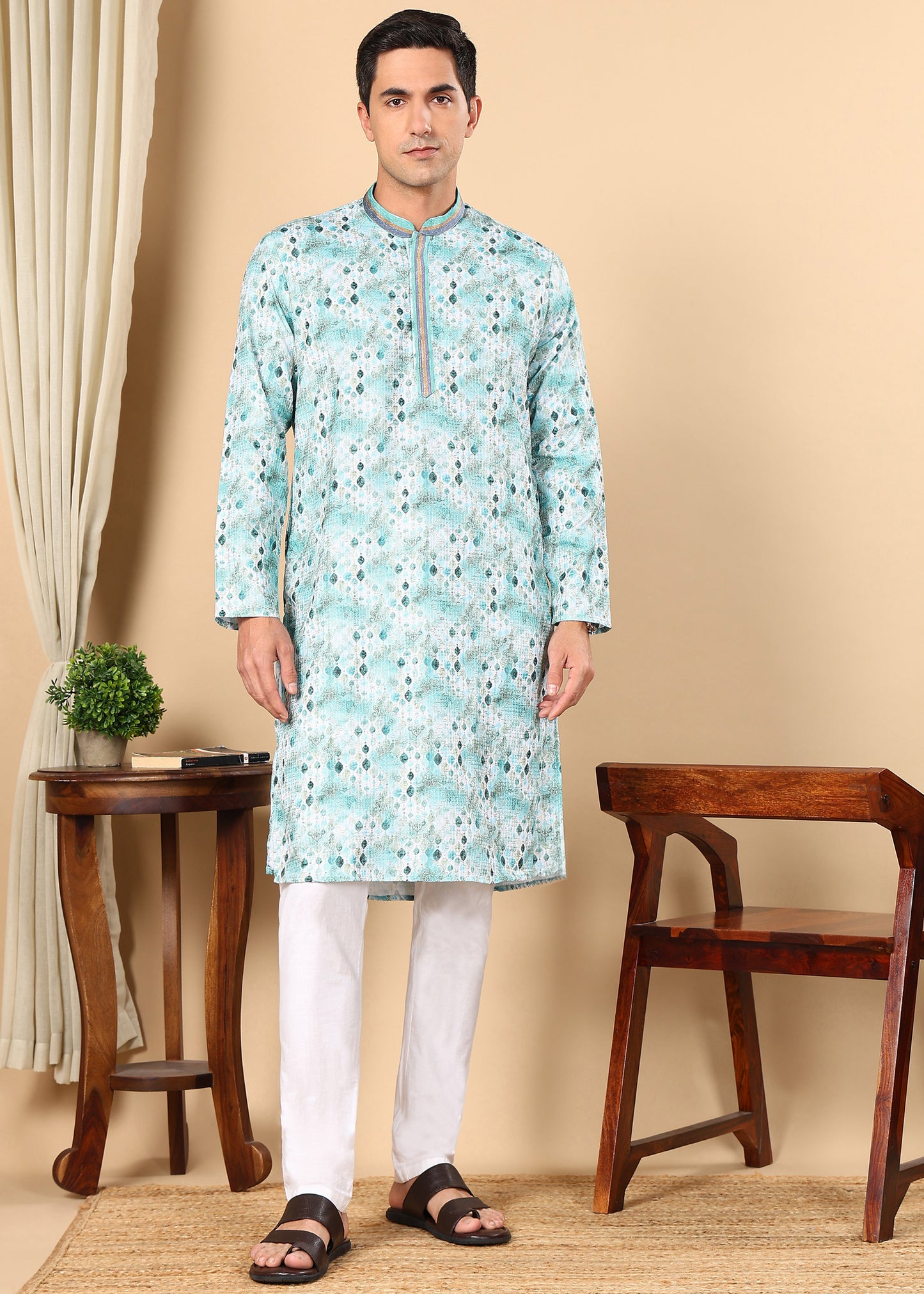 Tattva Men's Embroidered Thread Work Sequinned Kurta