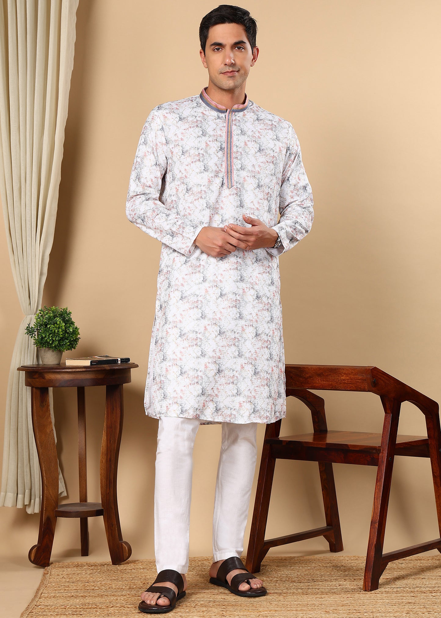 Tattva Men's Embroidered Thread Work Sequined Kurta