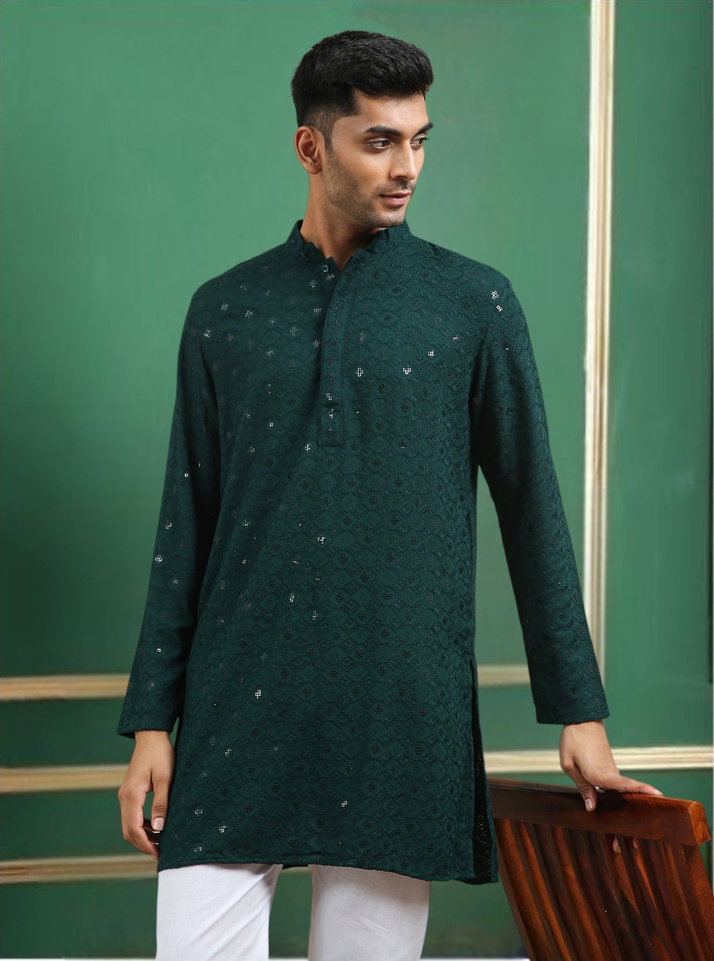 Tattva Dark Green Toned chikankari Cotton Short Kurta