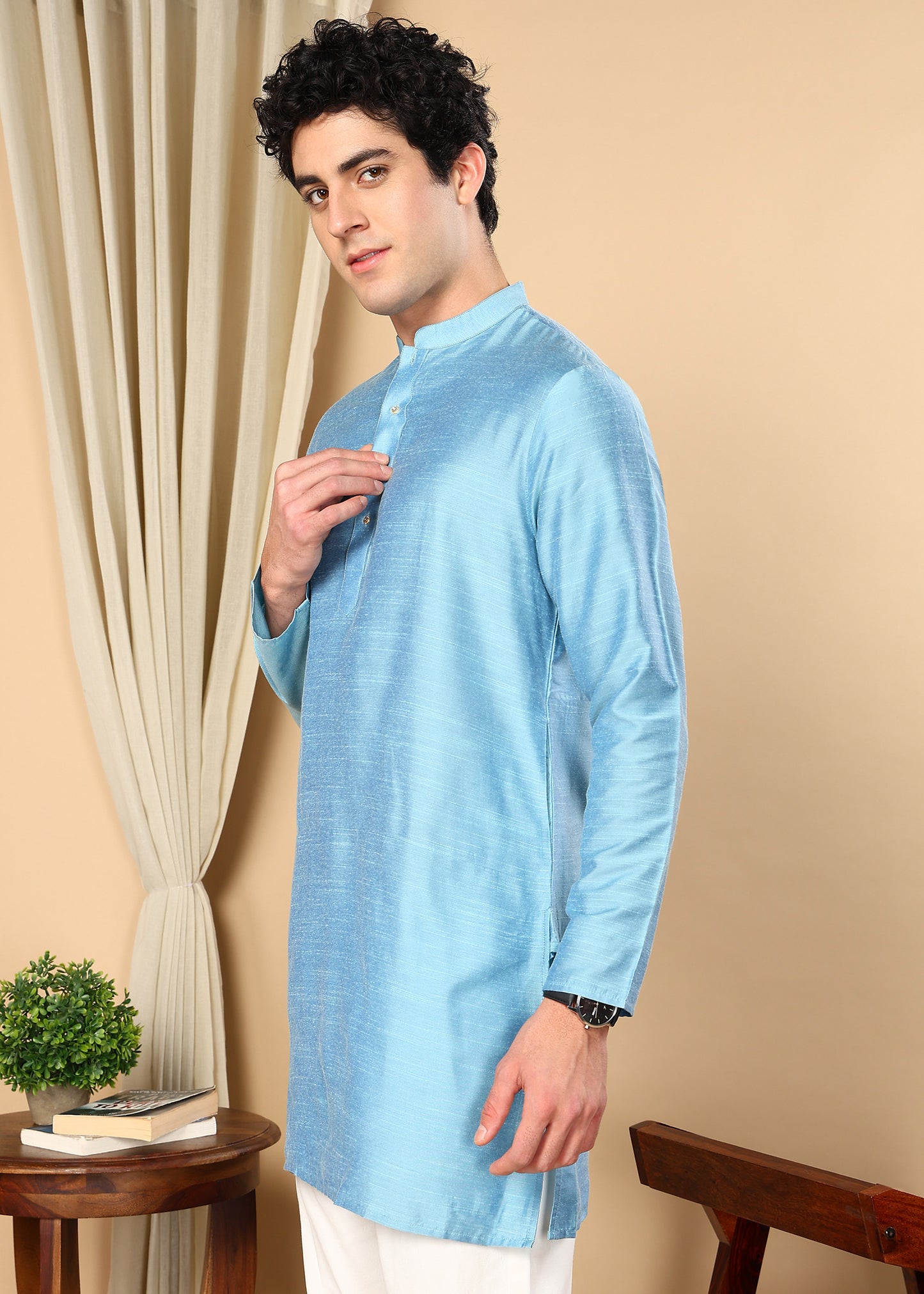 Tattva Sky Blue Solid Short Straight Kurta