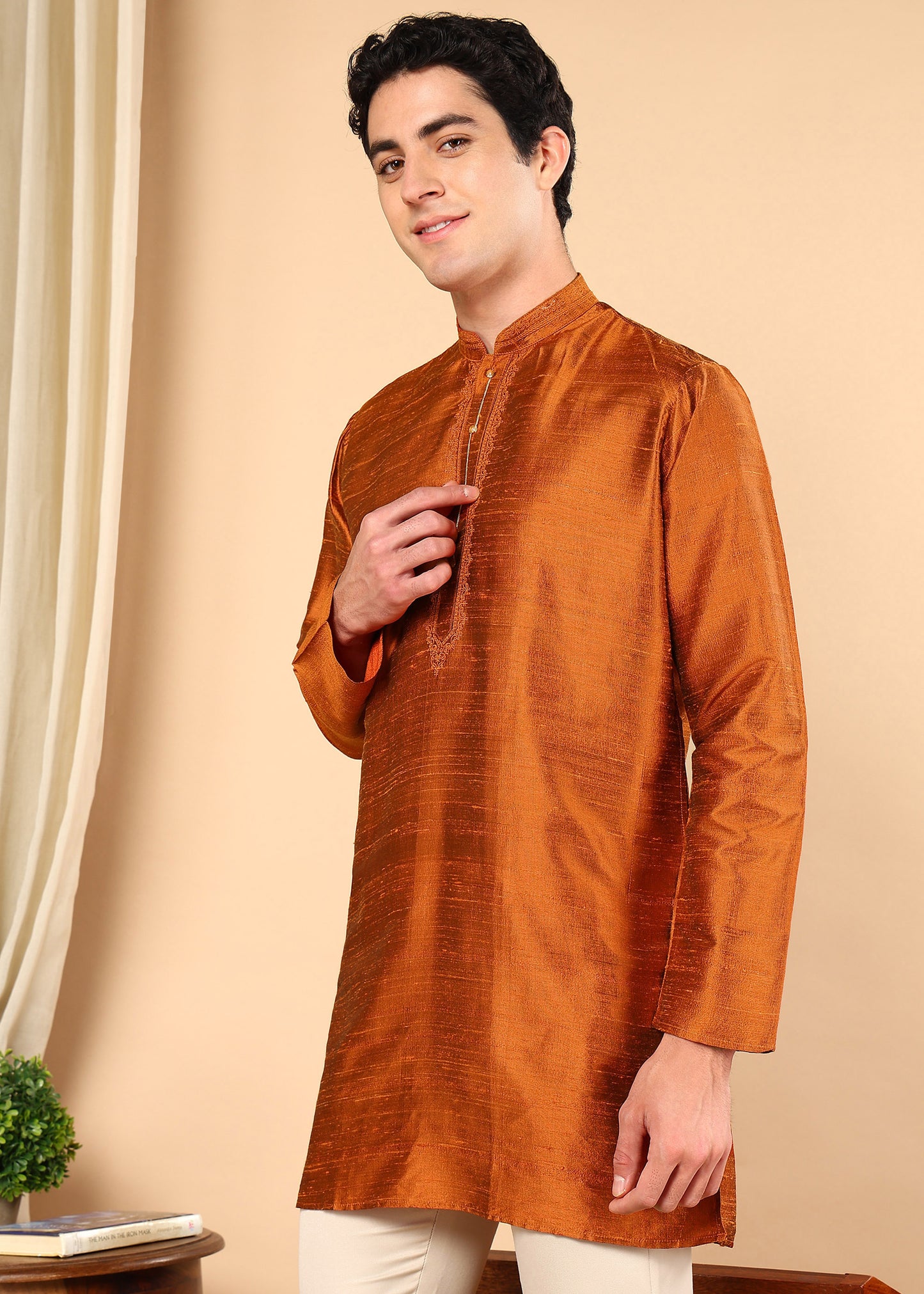 Tattva Men Solid Short Silk Kurta