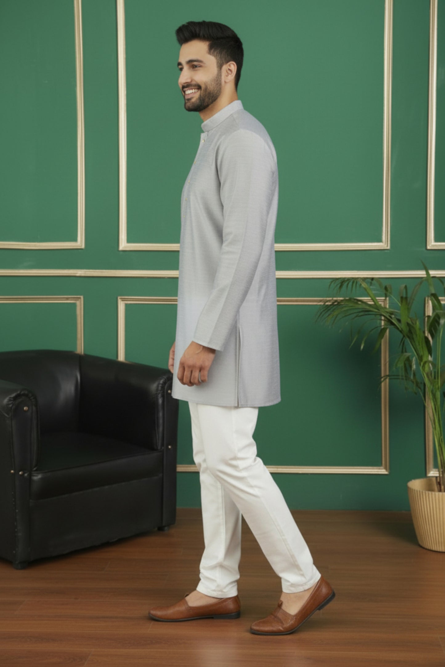 Tattva Men Embroidered Solid Short Kurta