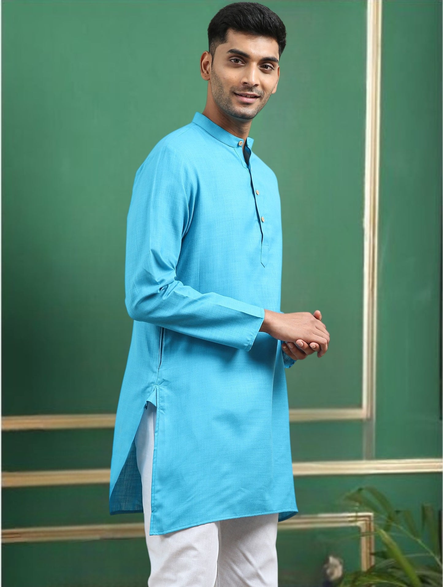 Tattva Turquoise Toned Solid Cotton Short Kurta