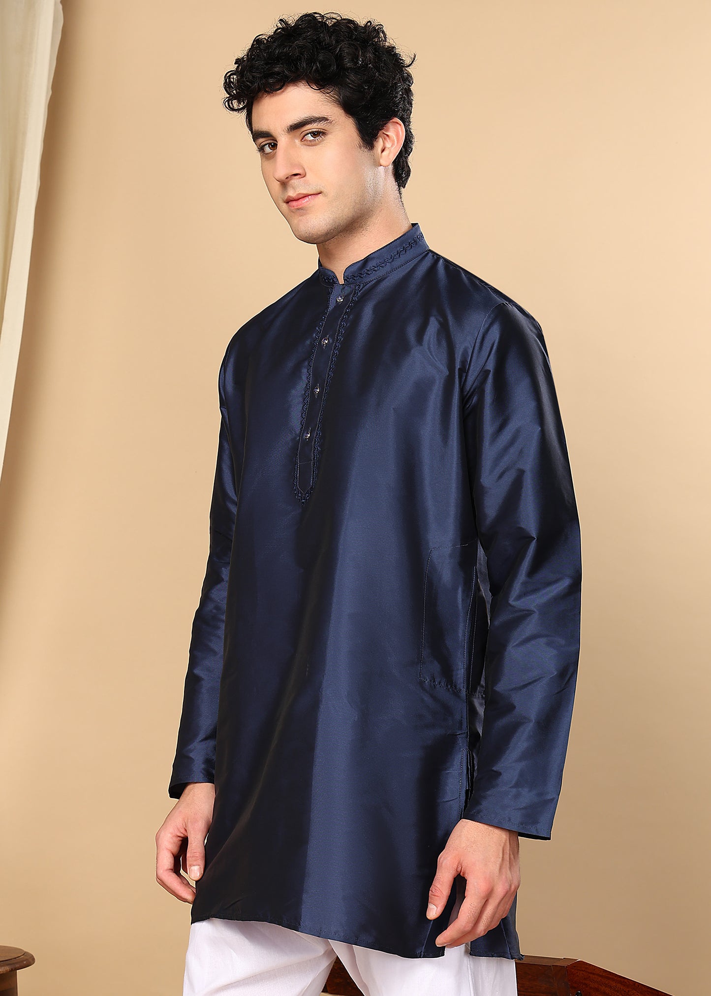 Tattva Men Navy Blue Solid Short Kurta