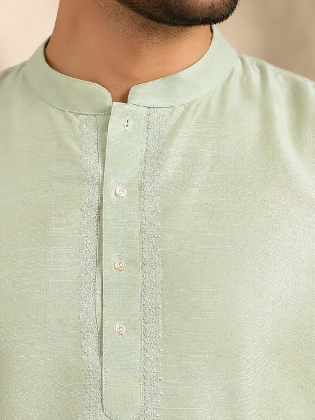 Tattva Solid Embroidered Mandarin Collar Short Kurta