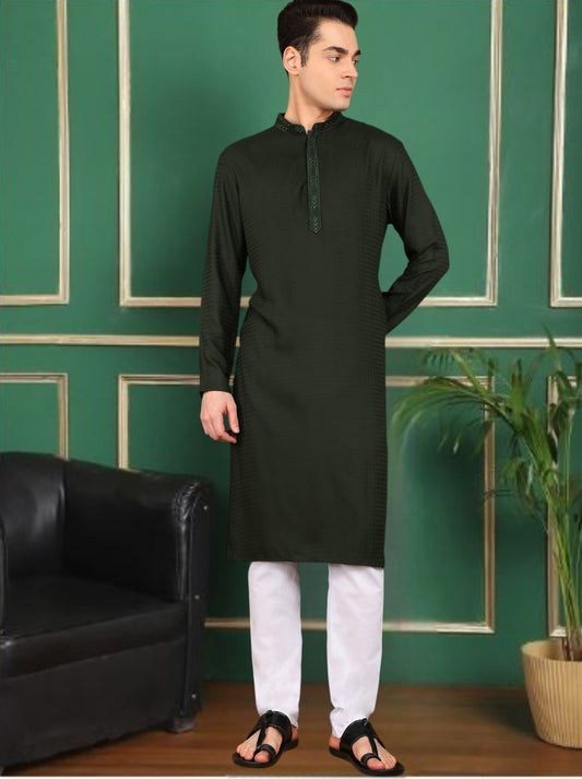 Tattva Men Geometric Kurta Pyjama Set