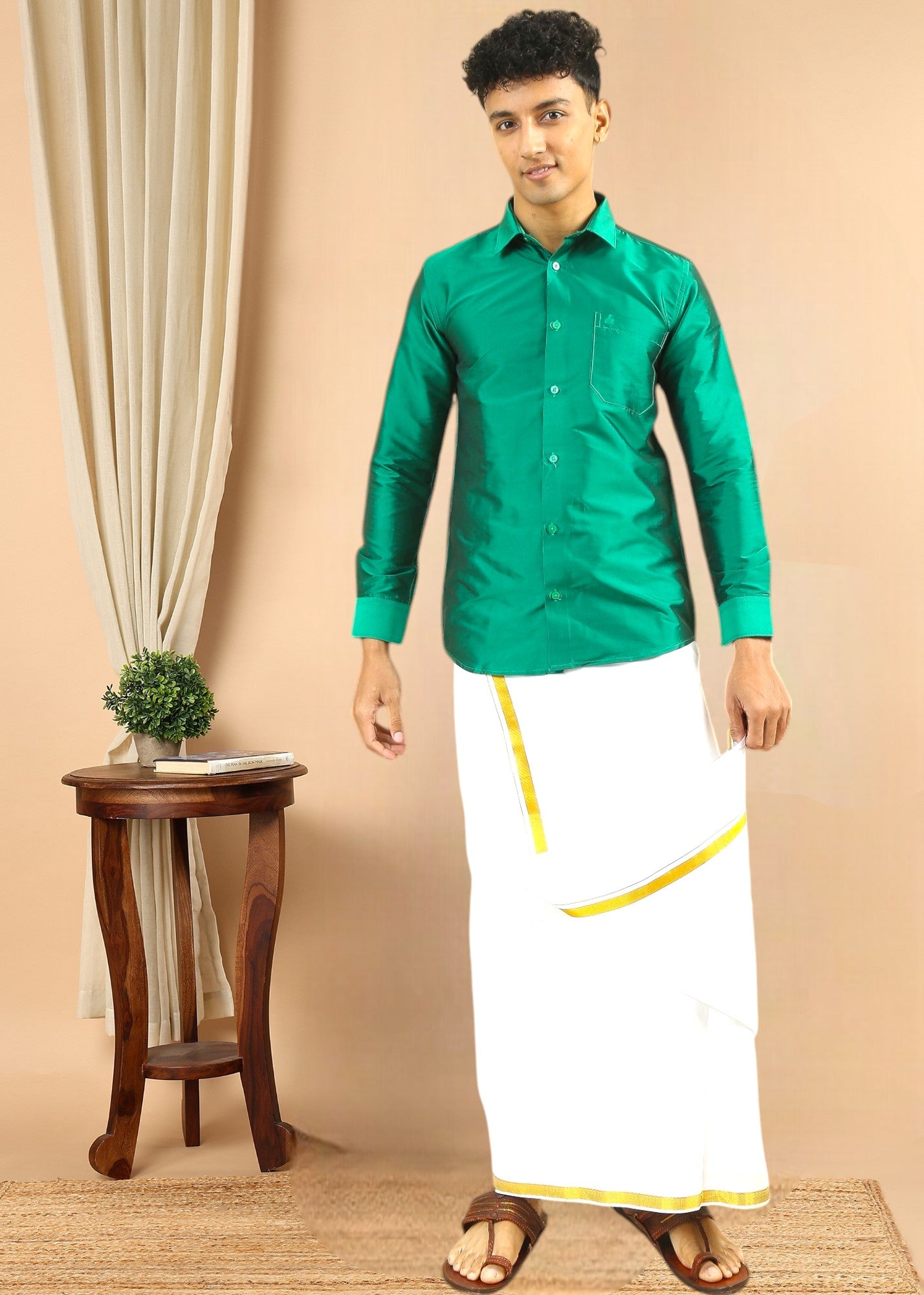 Tattva Men Classic Slim Fit Opaque Solid Casual Shirt