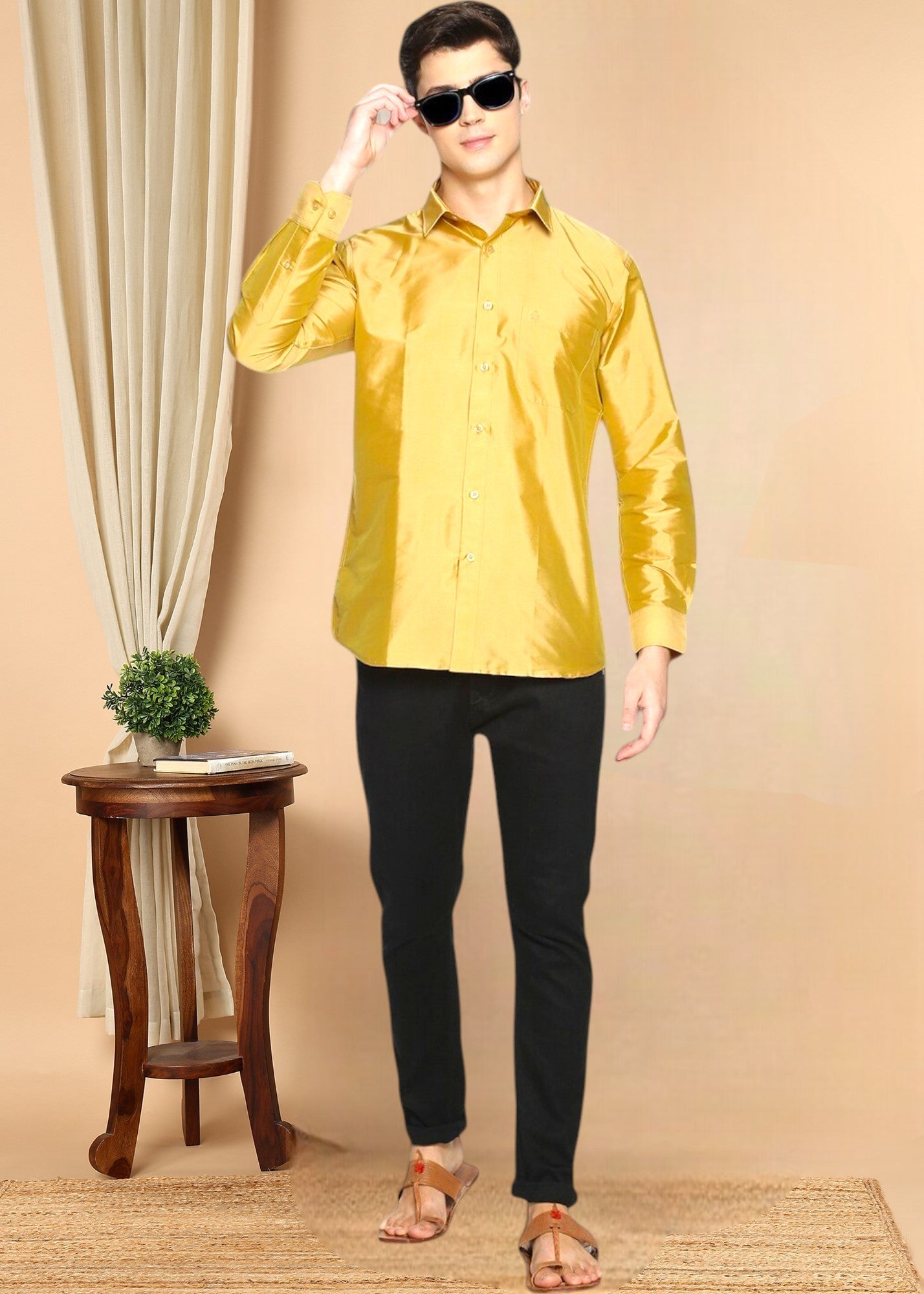 Tattva Men Gold-Toned Slim Fit Solid Casual Shirt