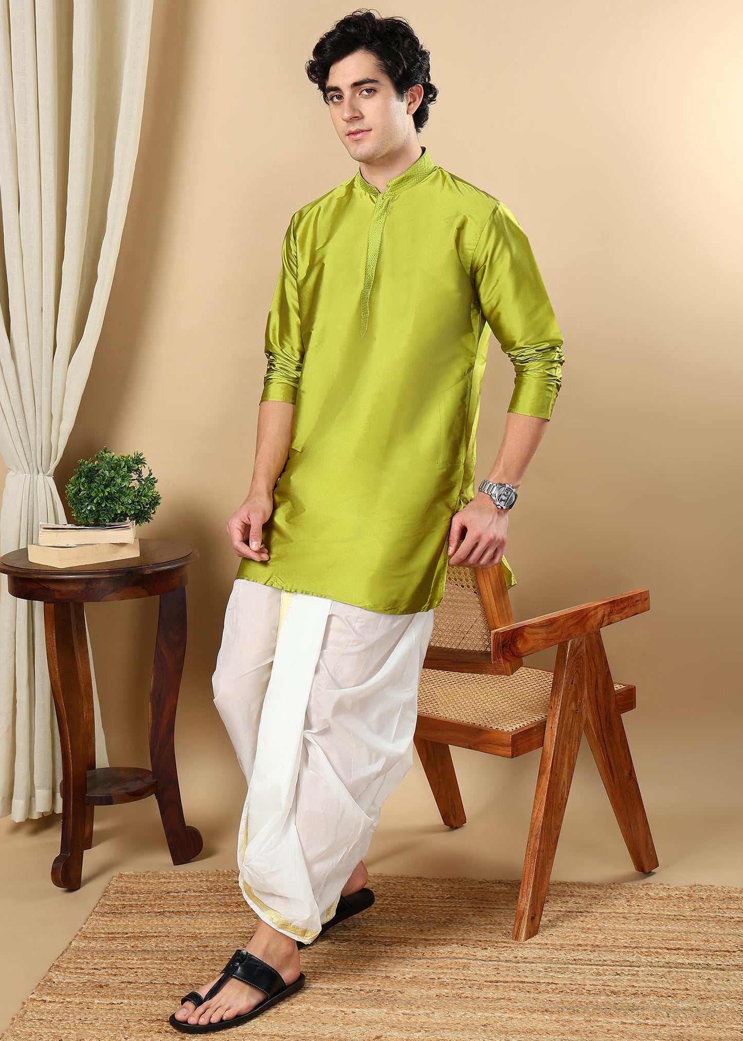 Tattva Men Green Solid Kurta