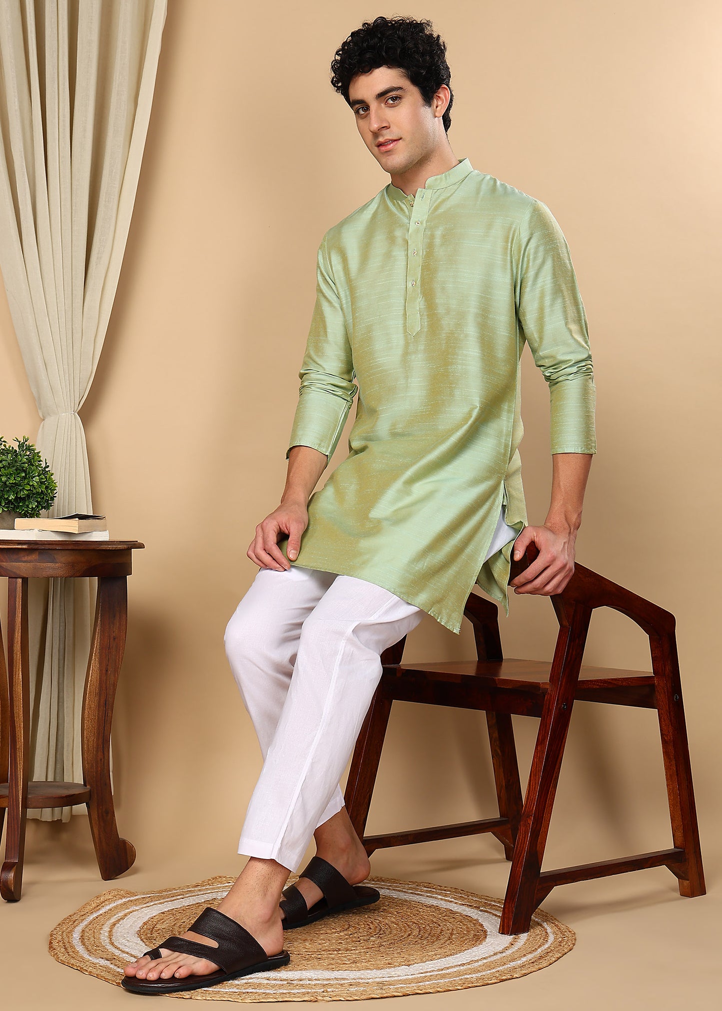 Tattva Olive Toned Solid Short Straight Kurta