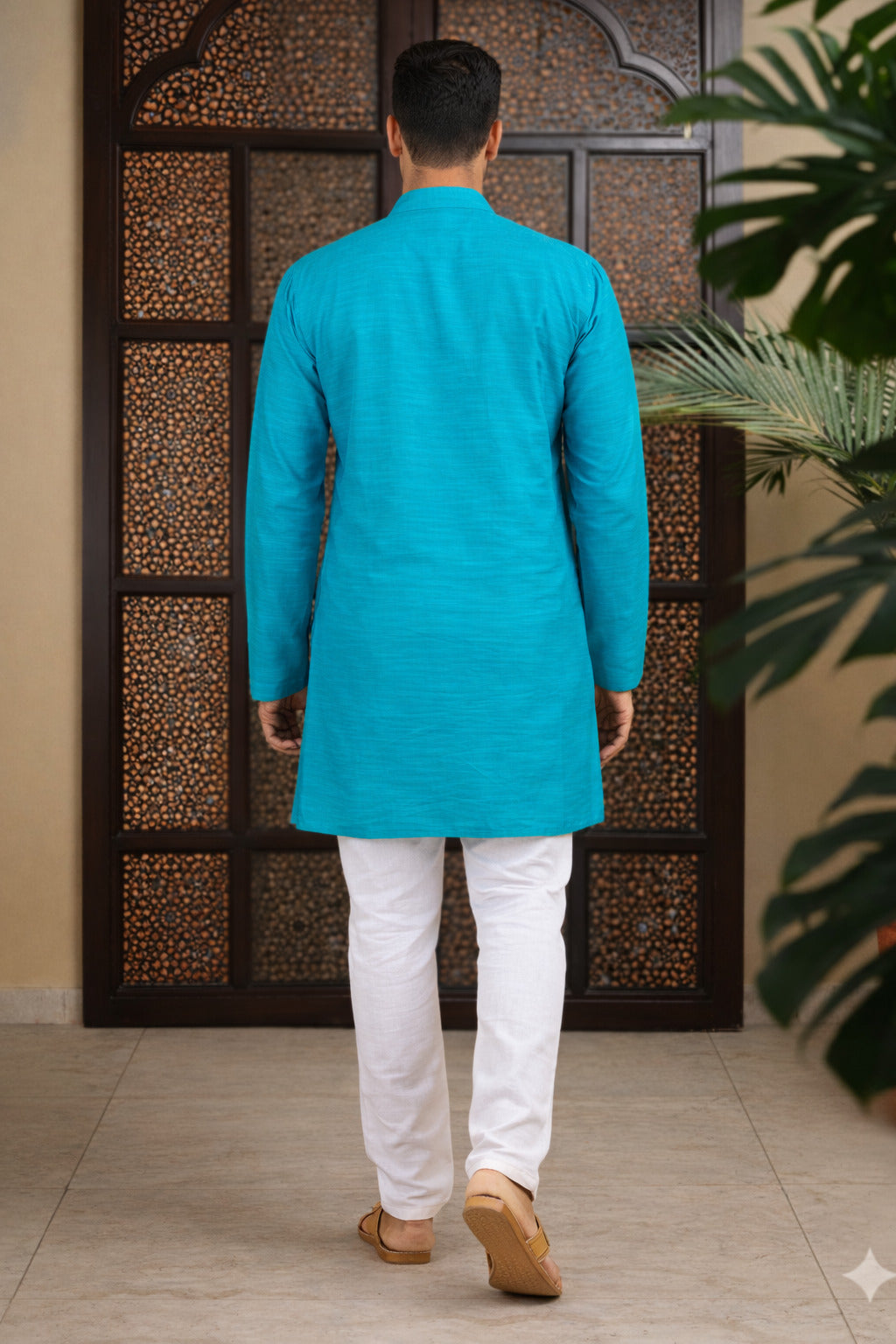 Tattva Men Solid Pure Cotton Short Kurta with Mandarin Collar