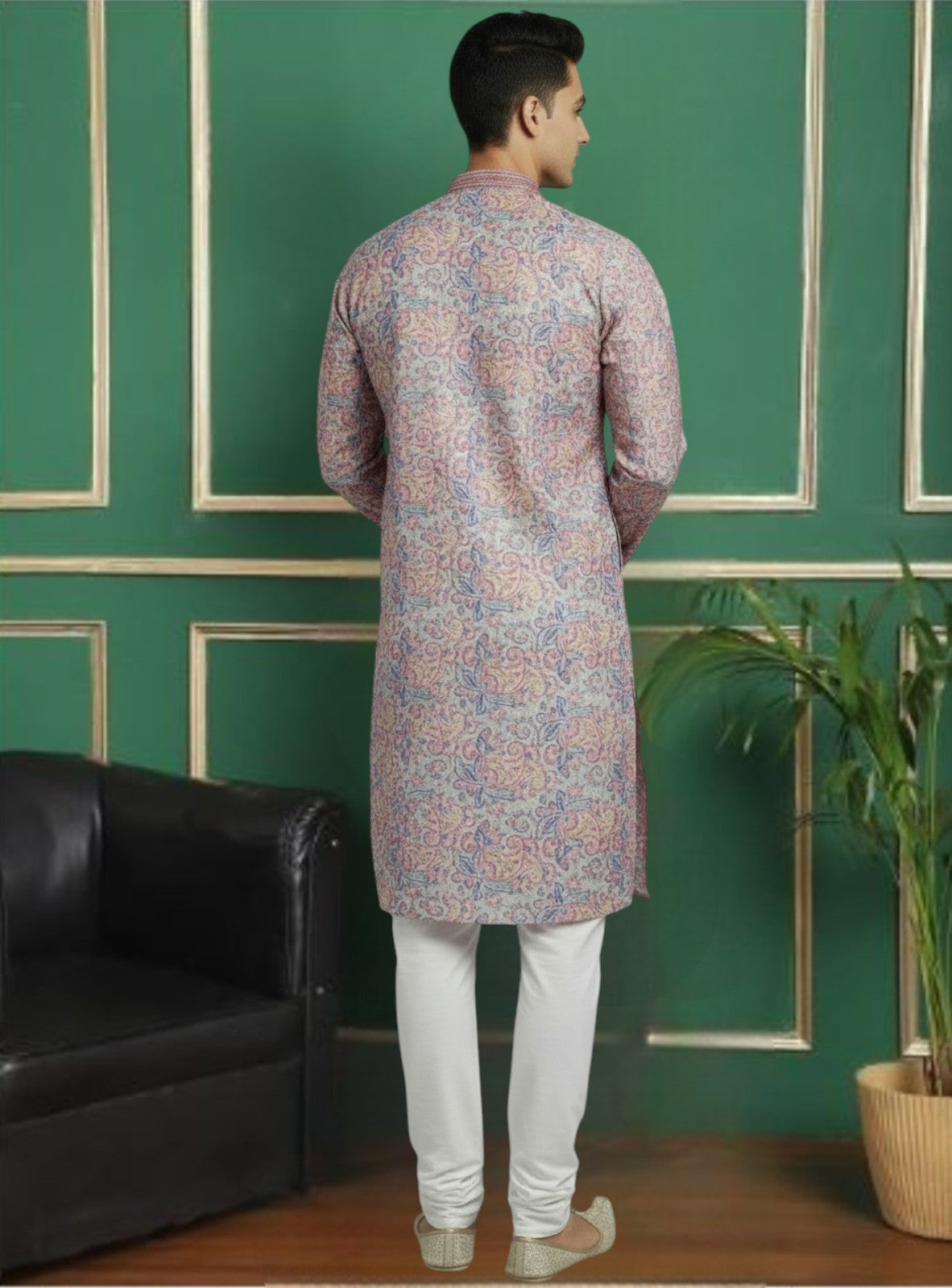 Tattva Men Applique Threadwork Short Kurta