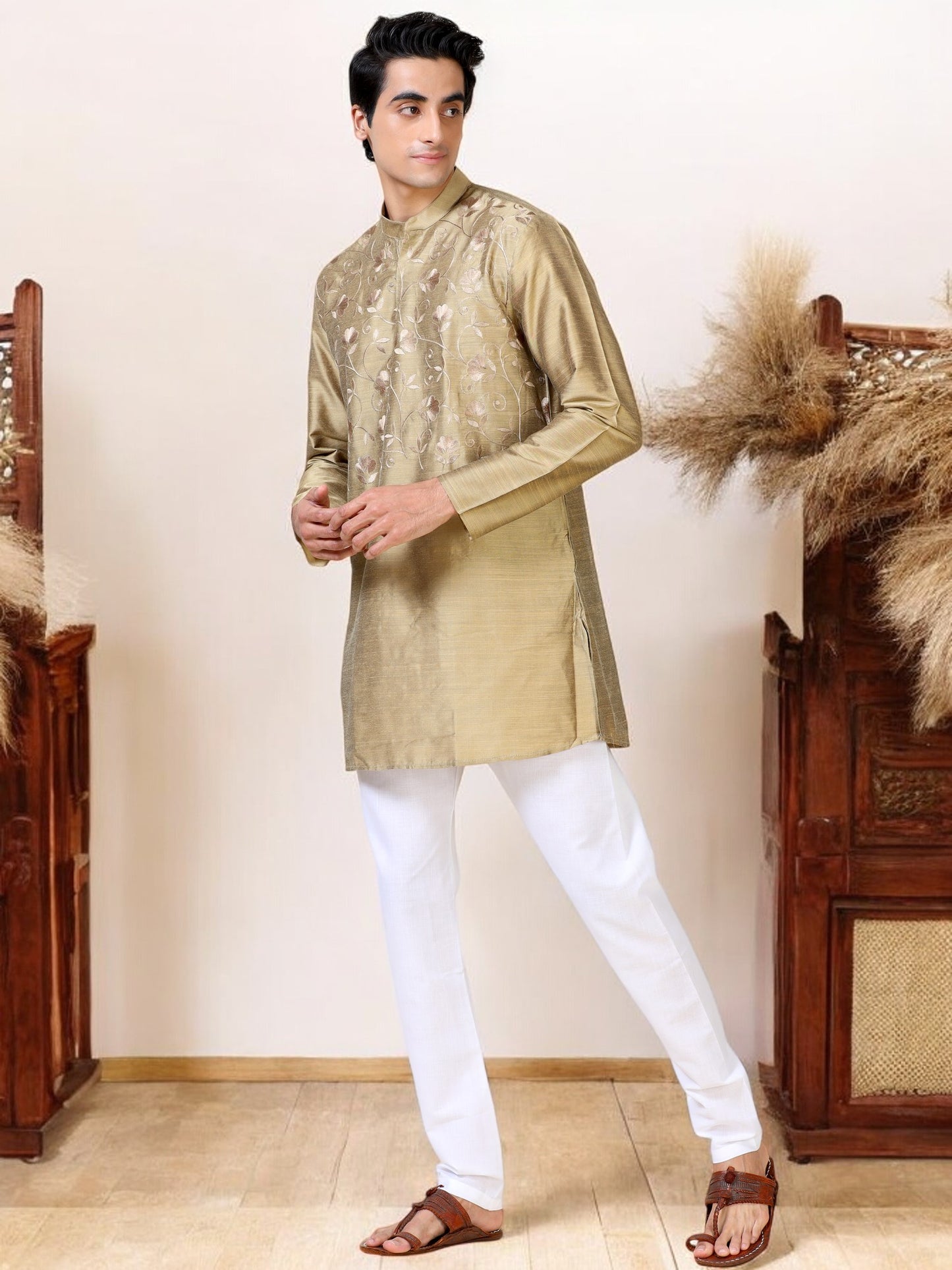 Tattva Men Embroidered Cotton Blend Asymmetric Kurta