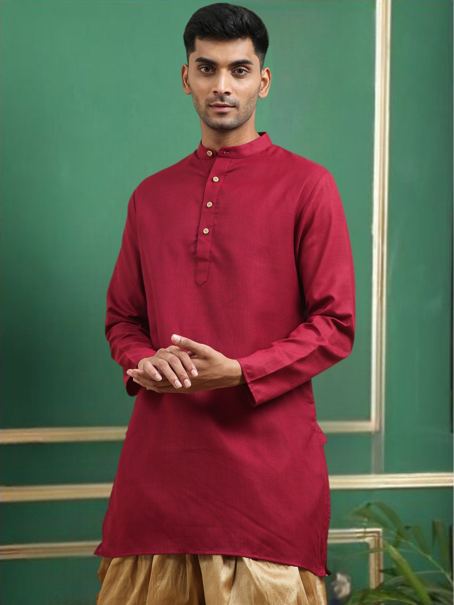 Tattva Maroon Toned Solid Cotton Short Kurta